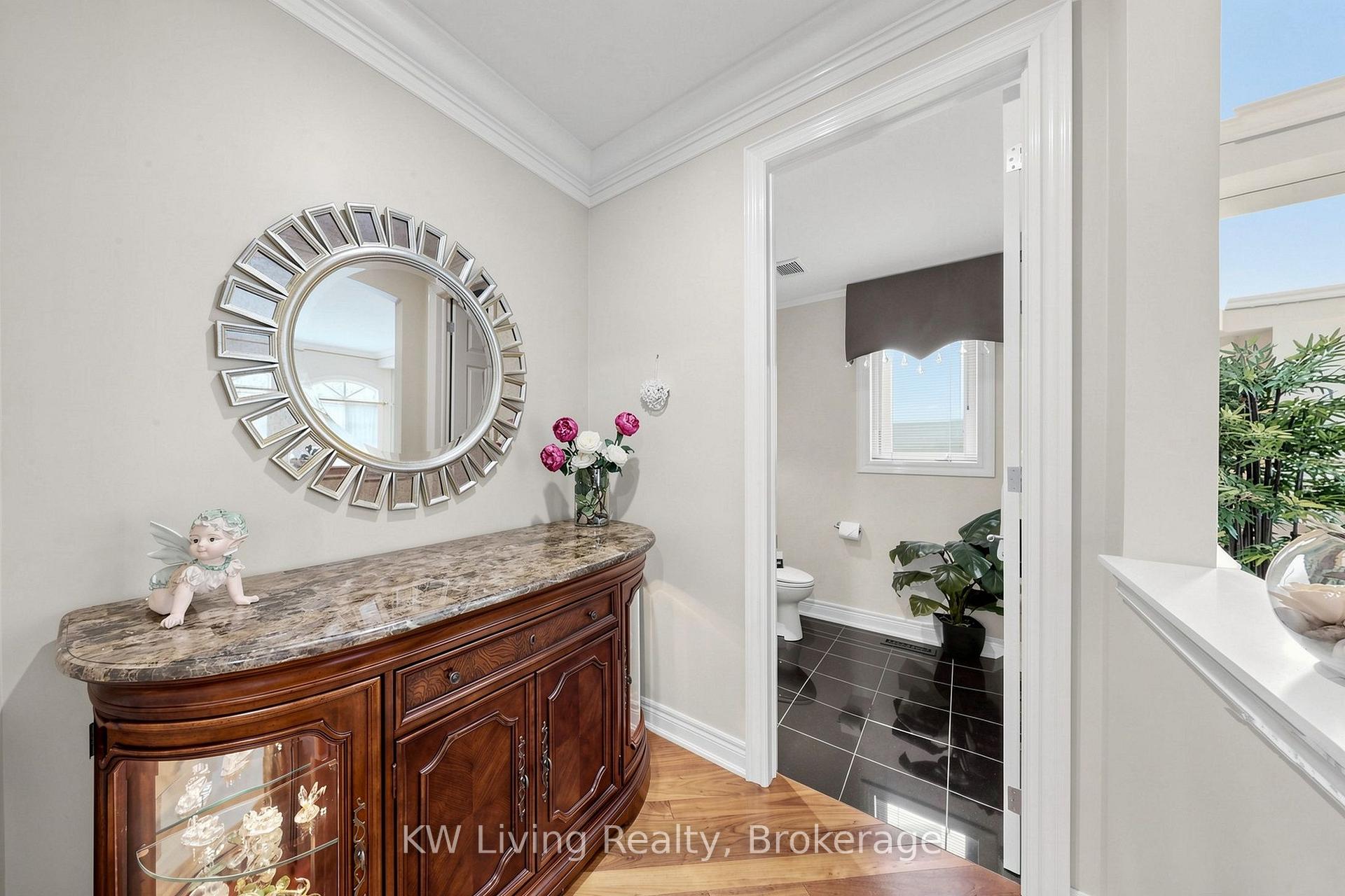 Photo 32 of 20 Ormsby Court, Richmond Hill, Bayview Hill — HOMEH