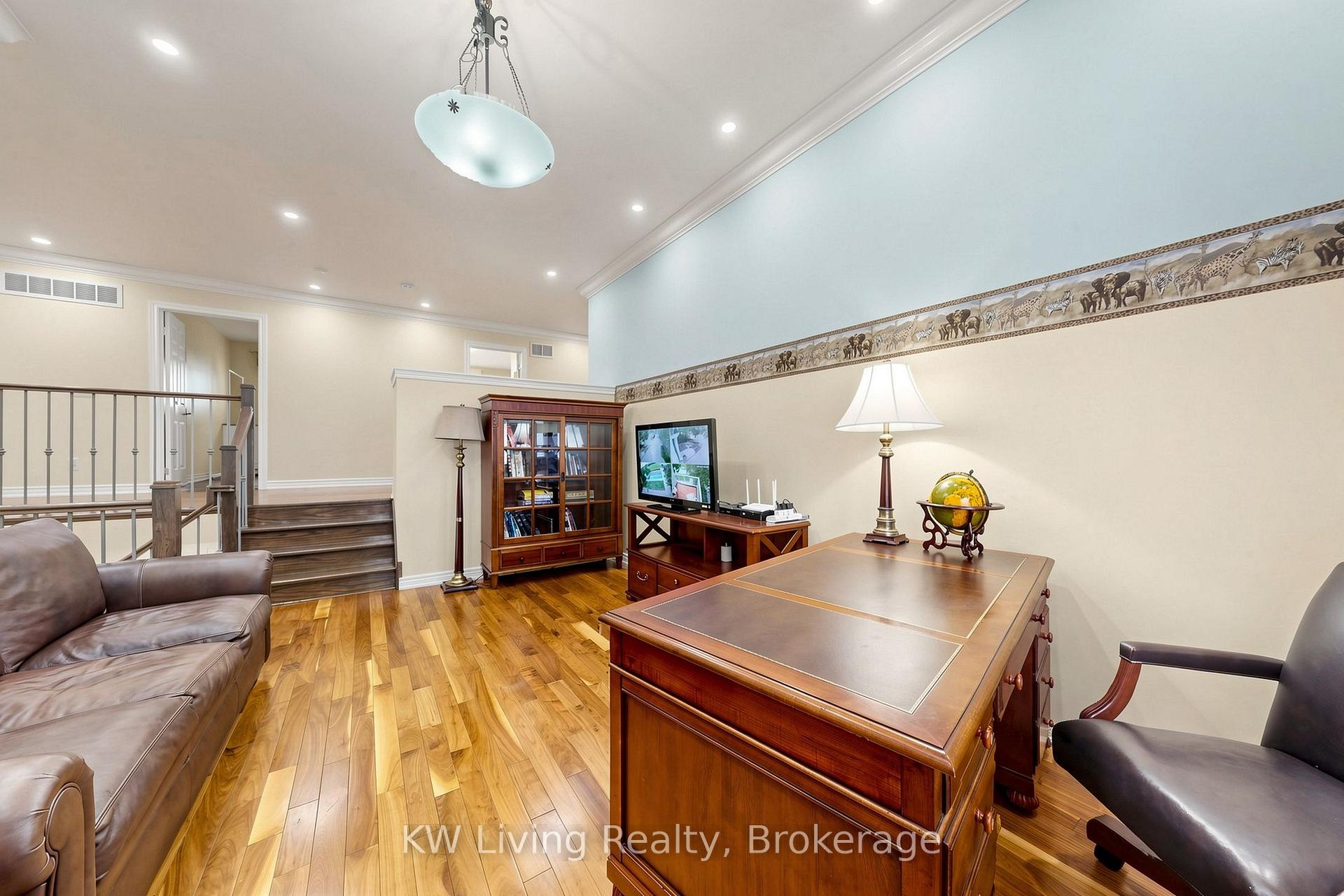 Photo 40 of 20 Ormsby Court, Richmond Hill, Bayview Hill — HOMEH