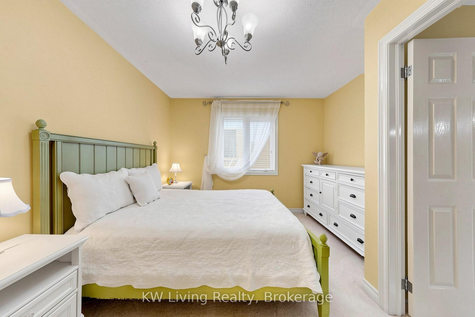 Photo 60 of 20 Ormsby Court, Richmond Hill, Bayview Hill — HOMEH
