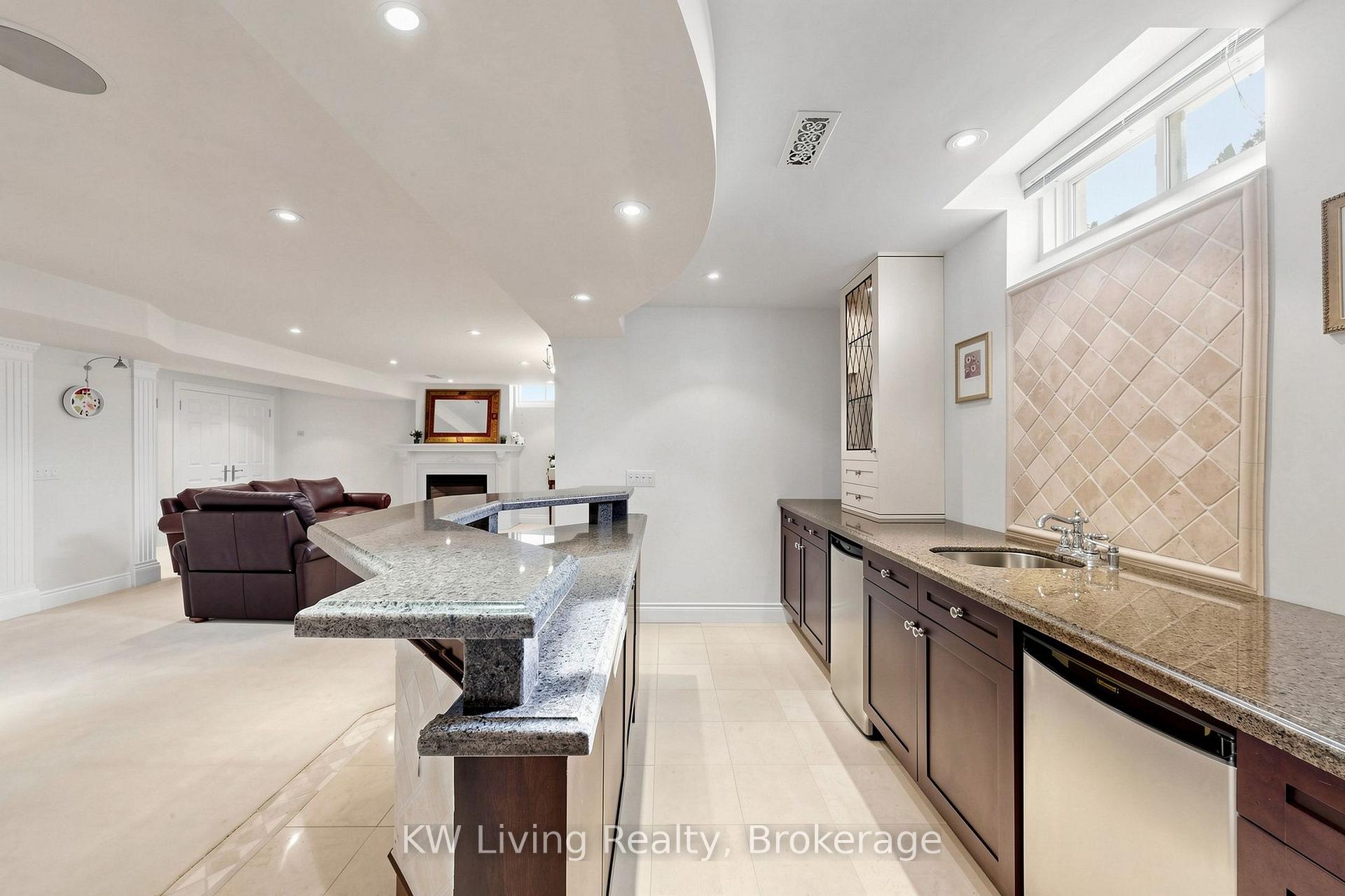 Photo 74 of 20 Ormsby Court, Richmond Hill, Bayview Hill — HOMEH