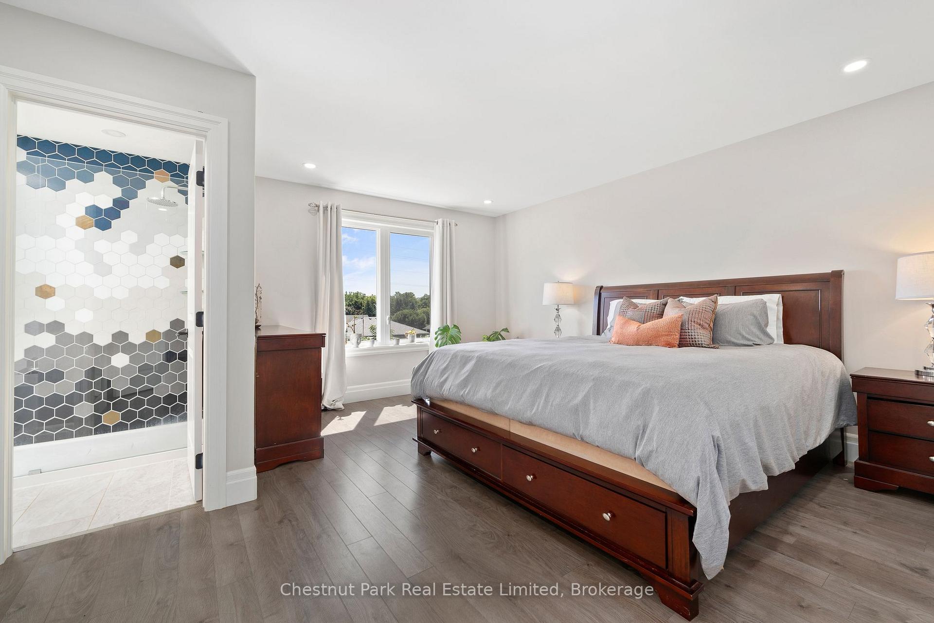Photo 19 of 18 Curtis Street, Prince Edward County, Picton — HOMEH