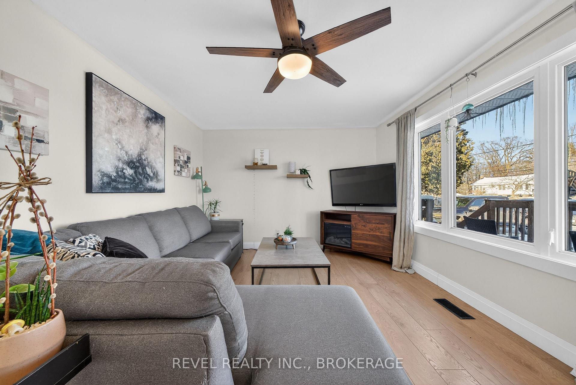 Photo 5 of 4131 Road 38, Frontenac, Frontenac South — HOMEH