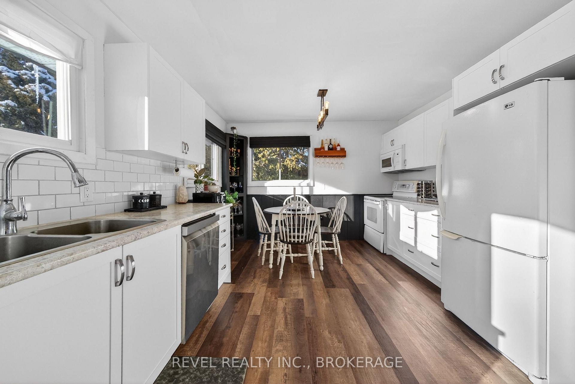 Photo 10 of 4131 Road 38, Frontenac, Frontenac South — HOMEH