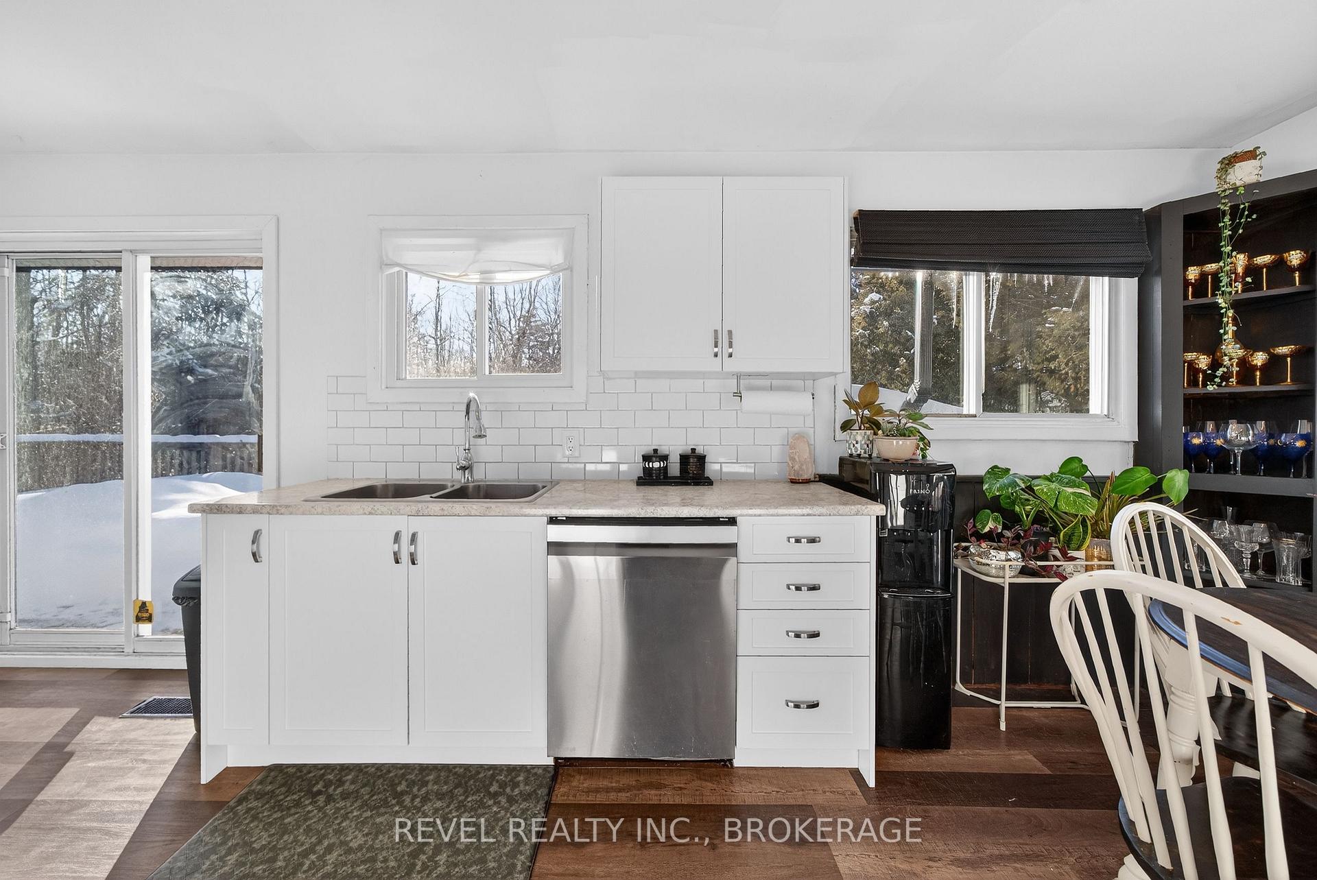 Photo 12 of 4131 Road 38, Frontenac, Frontenac South — HOMEH