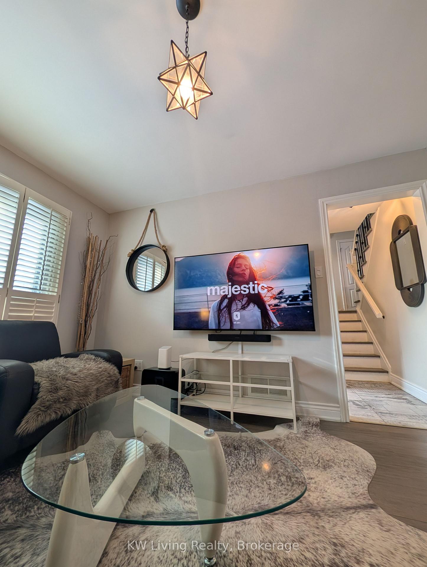 Photo 10 of 12 Munford Crescent, Toronto, O'Connor-Parkview — HOMEH