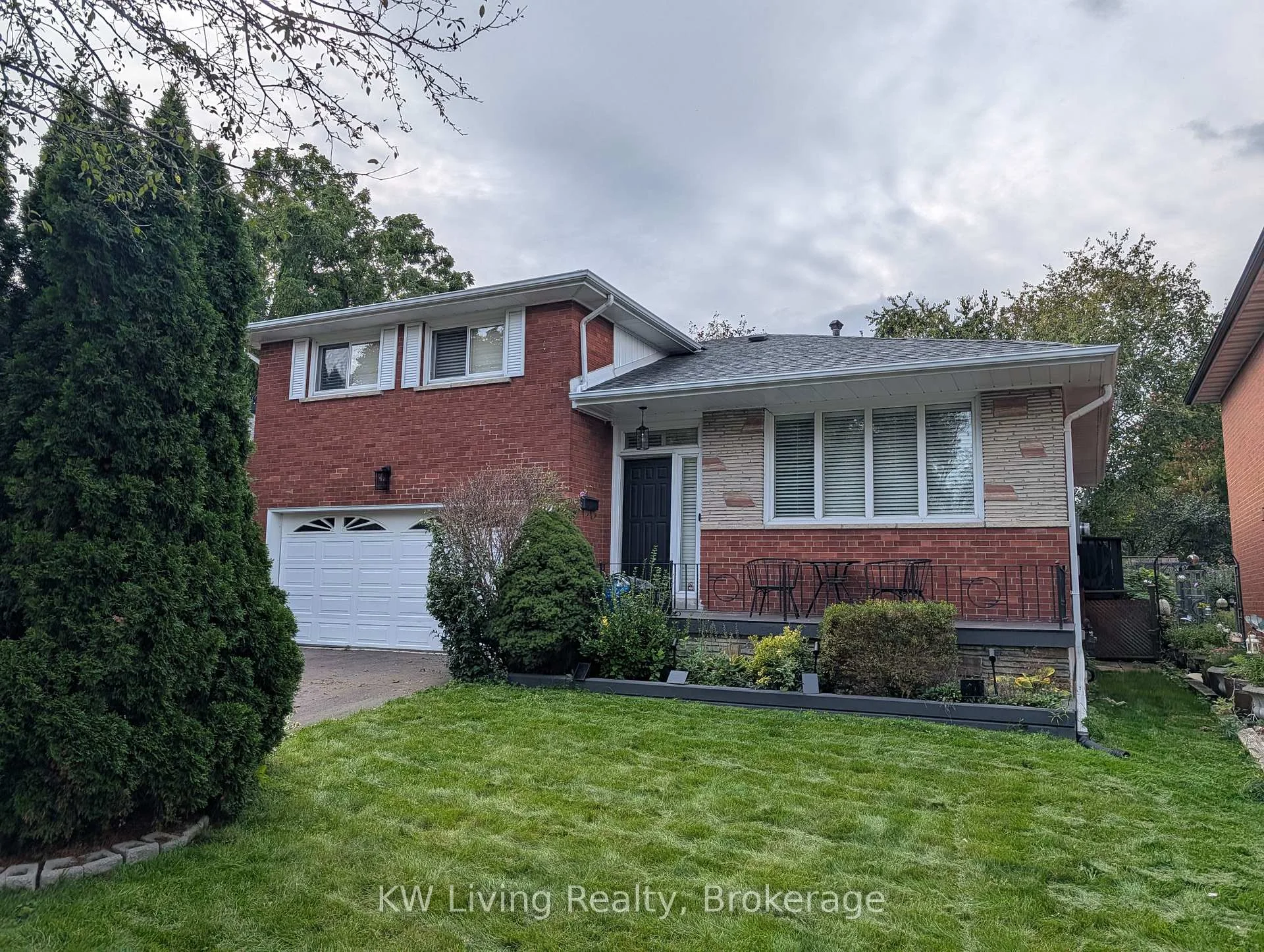 Photo 24 of 12 Munford Crescent, Toronto, O'Connor-Parkview — HOMEH