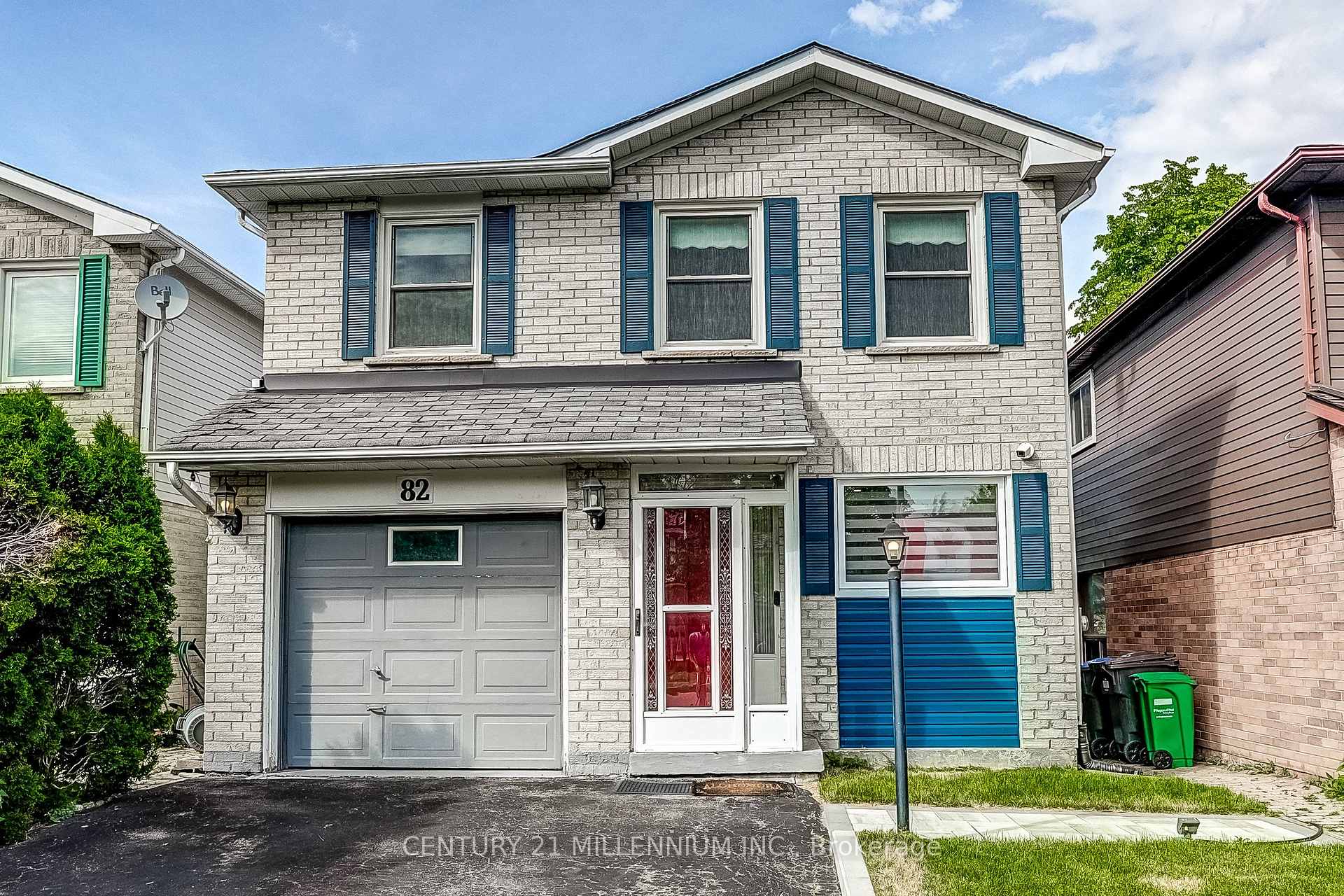 Photo 2 of 82 Horton Crescent, Brampton, Central Park — HOMEH
