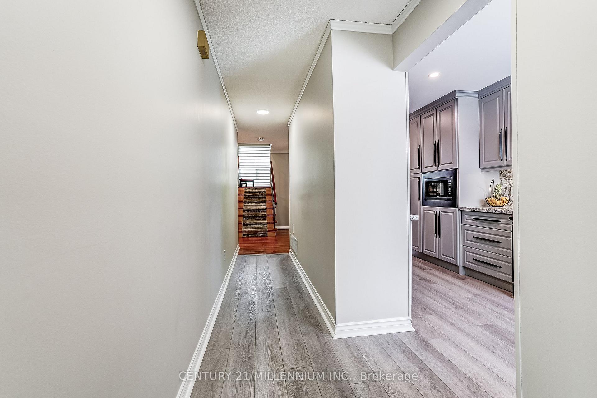 Photo 6 of 82 Horton Crescent, Brampton, Central Park — HOMEH