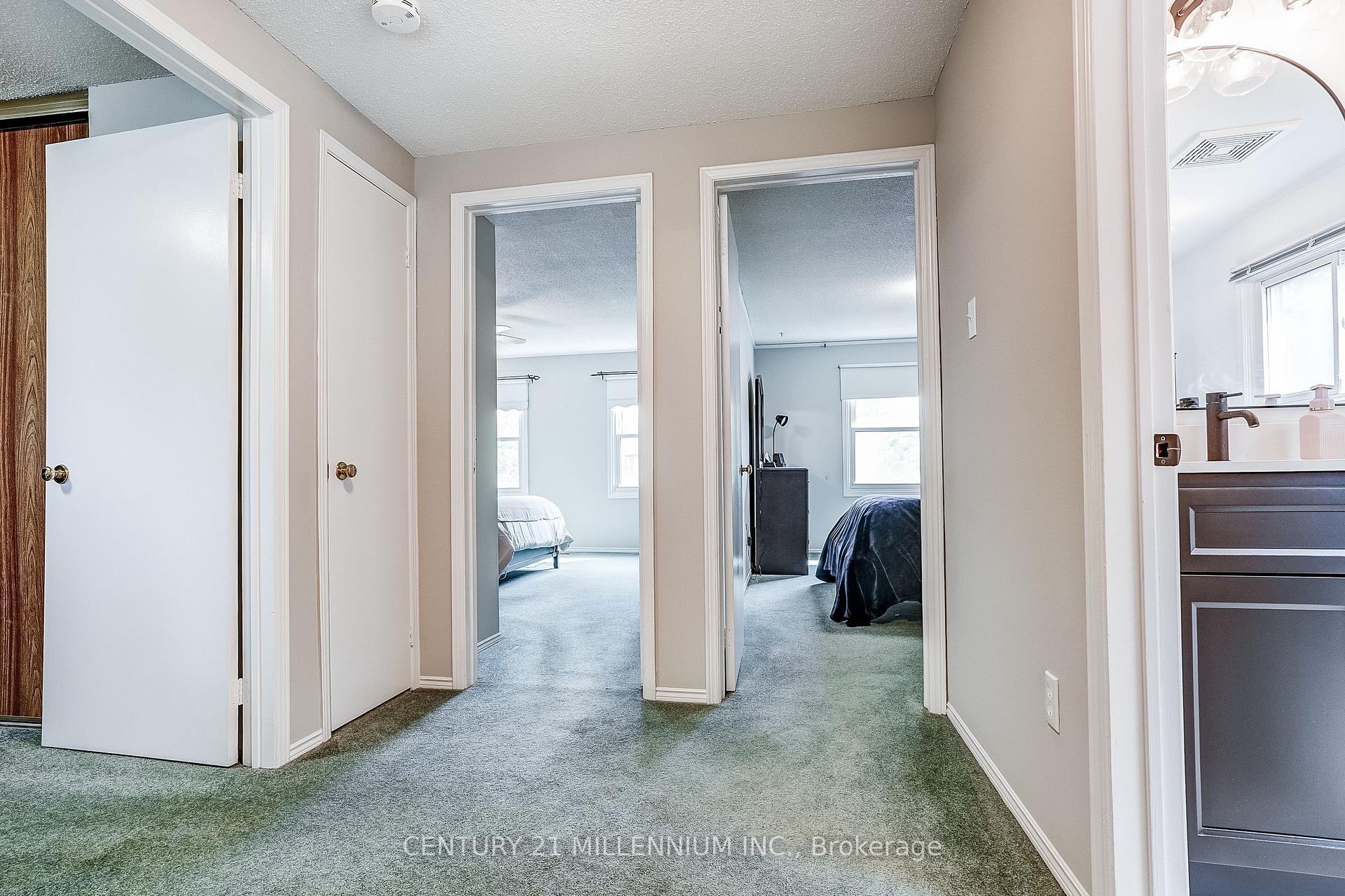 Photo 19 of 82 Horton Crescent, Brampton, Central Park — HOMEH