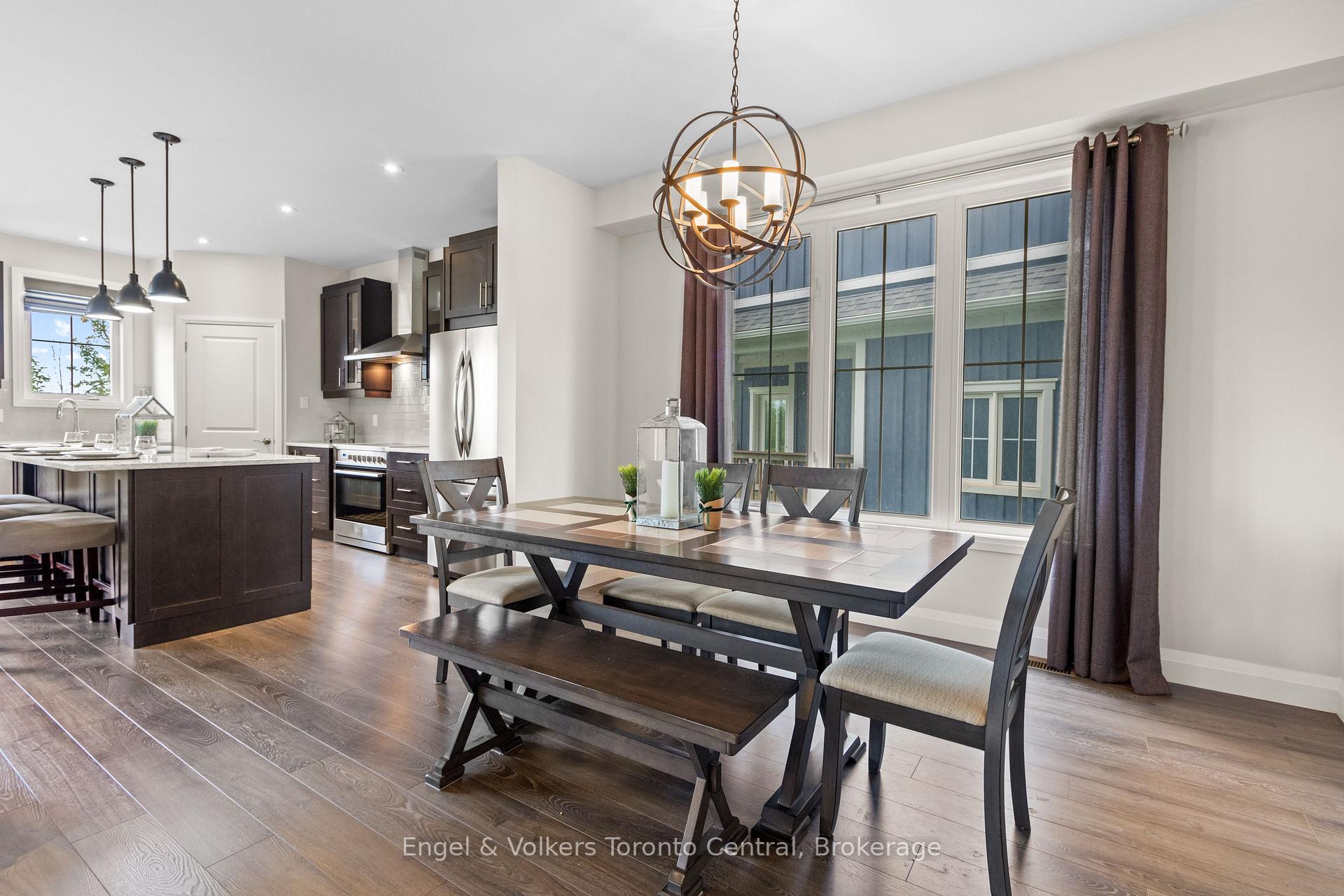 Photo 12 of 360 Yellow Birch Crescent, Blue Mountains — HOMEH