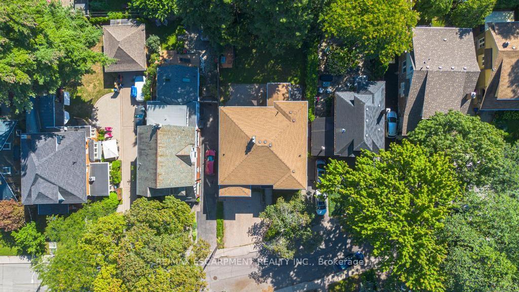 Photo 31 of 31 Fairleigh Crescent, Hamilton, St. Clair — HOMEH