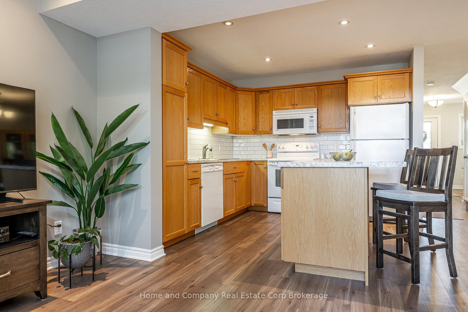 Photo 18 of 26 Harrison Street, Stratford — HOMEH