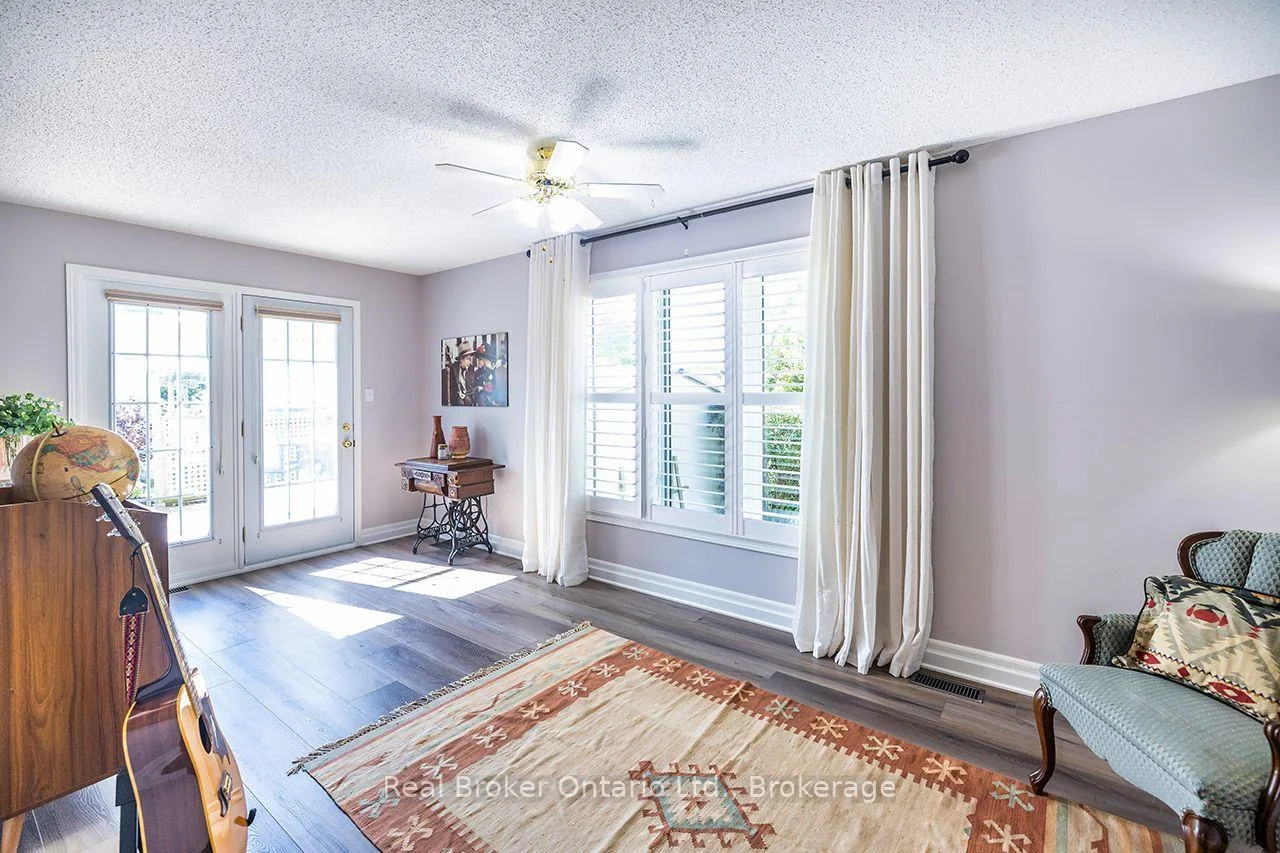 Photo 22 of 4 Birch Tree Lane, Clarington, Bowmanville — HOMEH