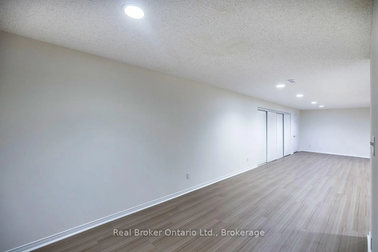Photo 30 of 4 Birch Tree Lane, Clarington, Bowmanville — HOMEH