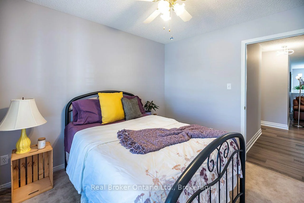 Photo 32 of 4 Birch Tree Lane, Clarington, Bowmanville — HOMEH