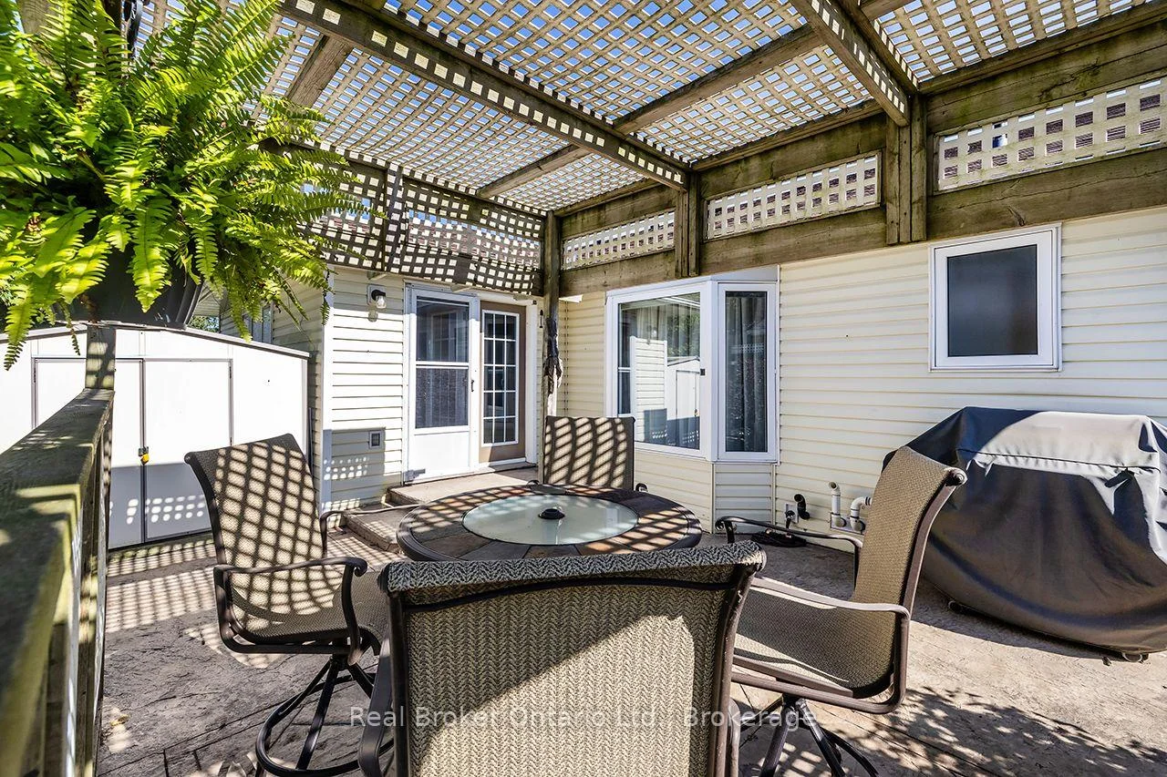 Photo 46 of 4 Birch Tree Lane, Clarington, Bowmanville — HOMEH