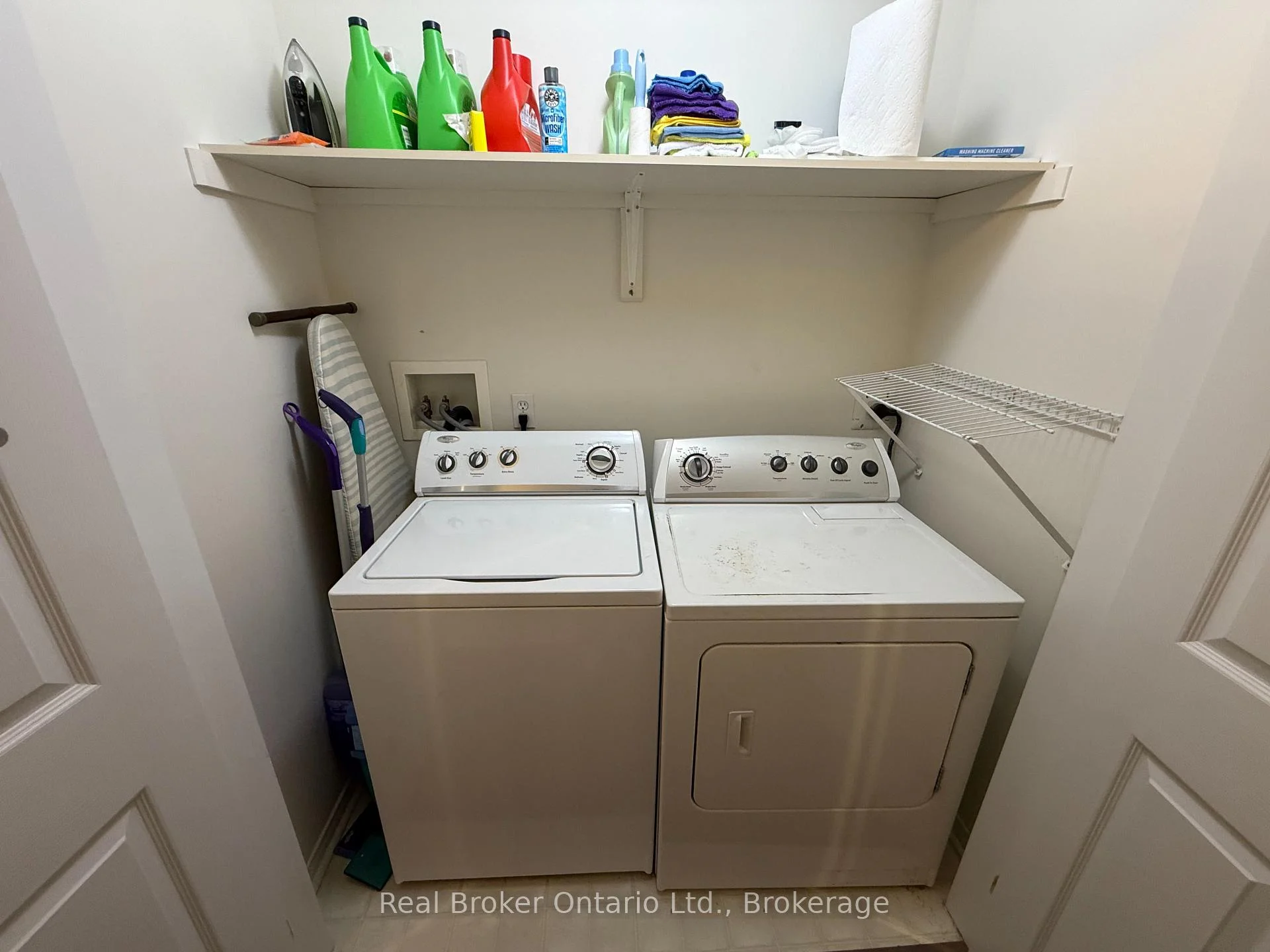Photo 41 of 4 Birch Tree Lane, Clarington, Bowmanville — HOMEH