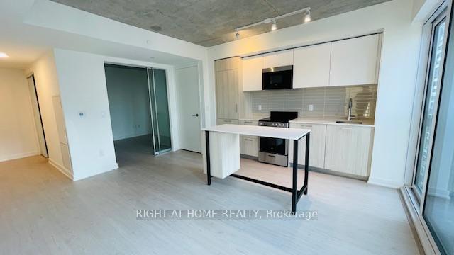 Photo 4 of Unit 1905, 65 Mutual Street, Toronto, Church-Yonge Corridor — HOMEH