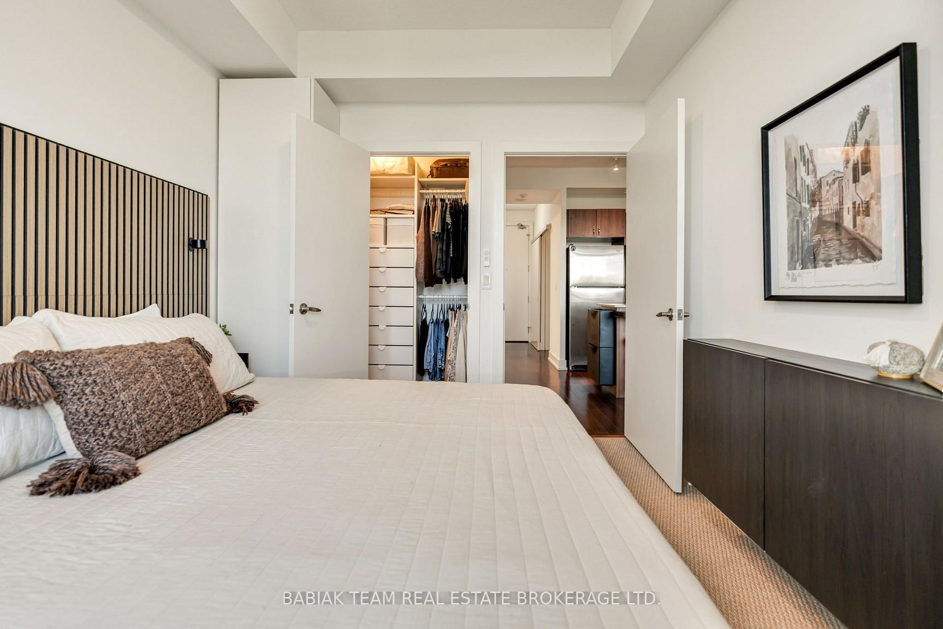 Photo 12 of Unit 903, 1638 Bloor Street W, Toronto, High Park North — HOMEH