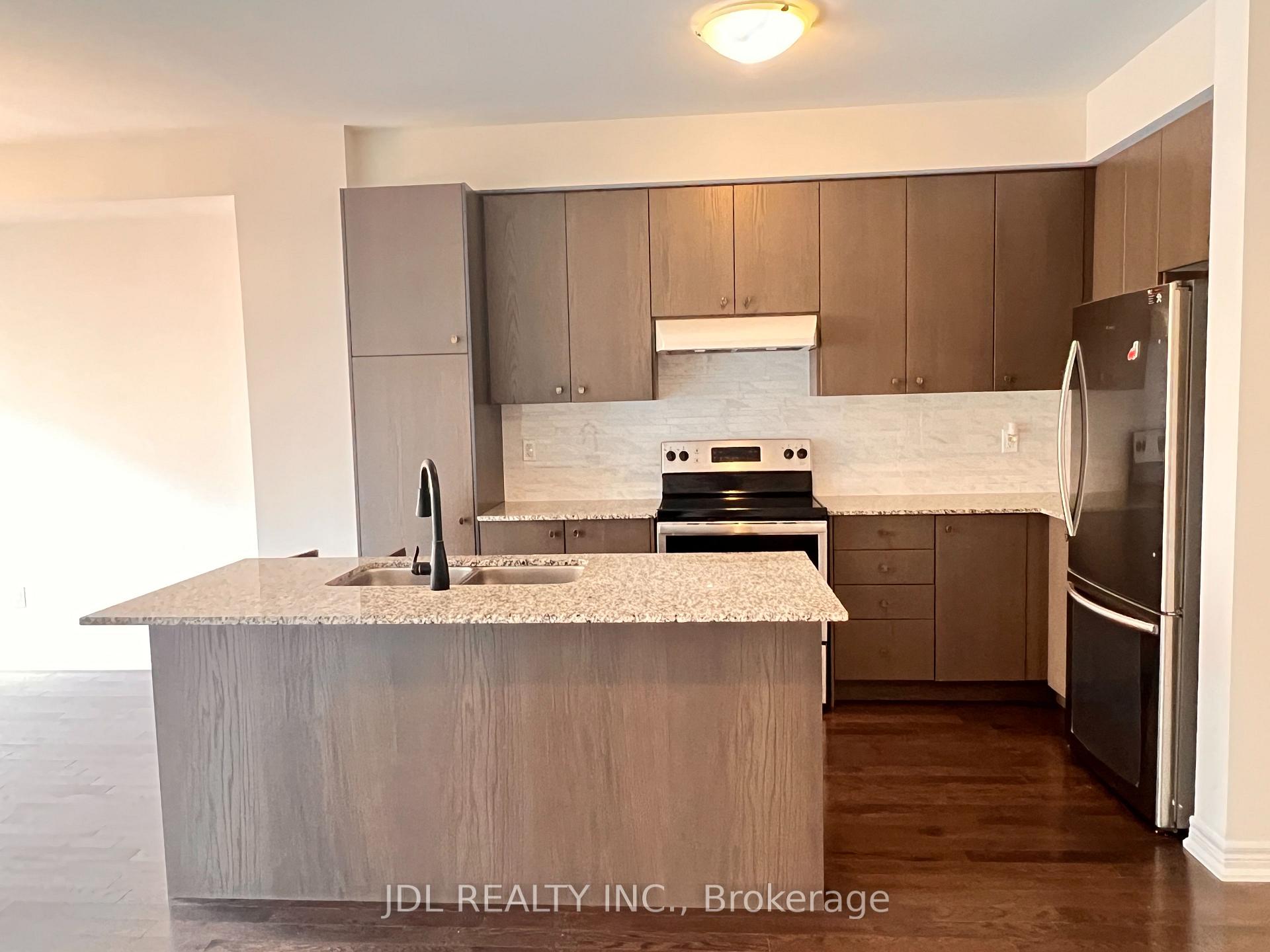 Photo 45 of 6 Twinflower Lane, Richmond Hill, Oak Ridges Lake Wilcox — HOMEH