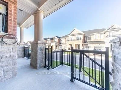 Photo 4 of 6 Twinflower Lane, Richmond Hill, Oak Ridges Lake Wilcox — HOMEH