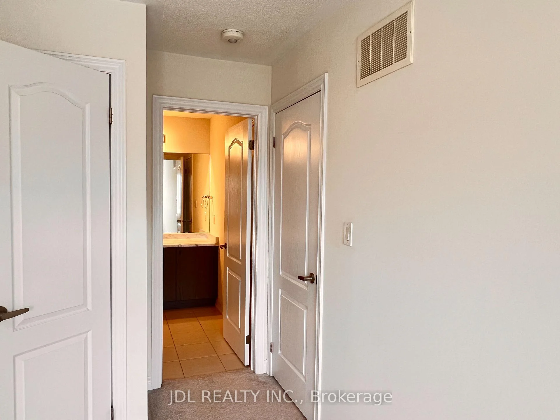 Photo 65 of 6 Twinflower Lane, Richmond Hill, Oak Ridges Lake Wilcox — HOMEH