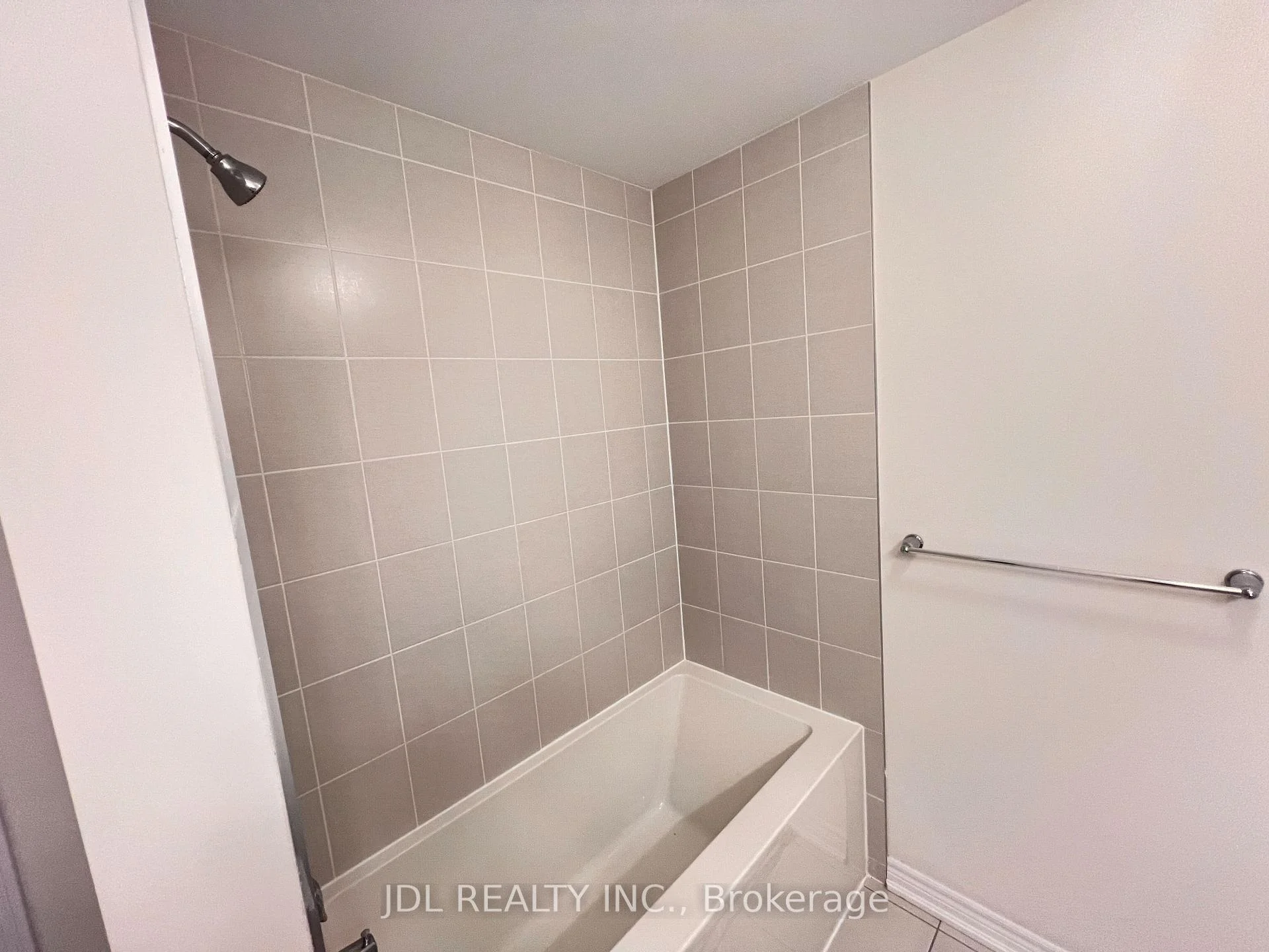 Photo 78 of 6 Twinflower Lane, Richmond Hill, Oak Ridges Lake Wilcox — HOMEH