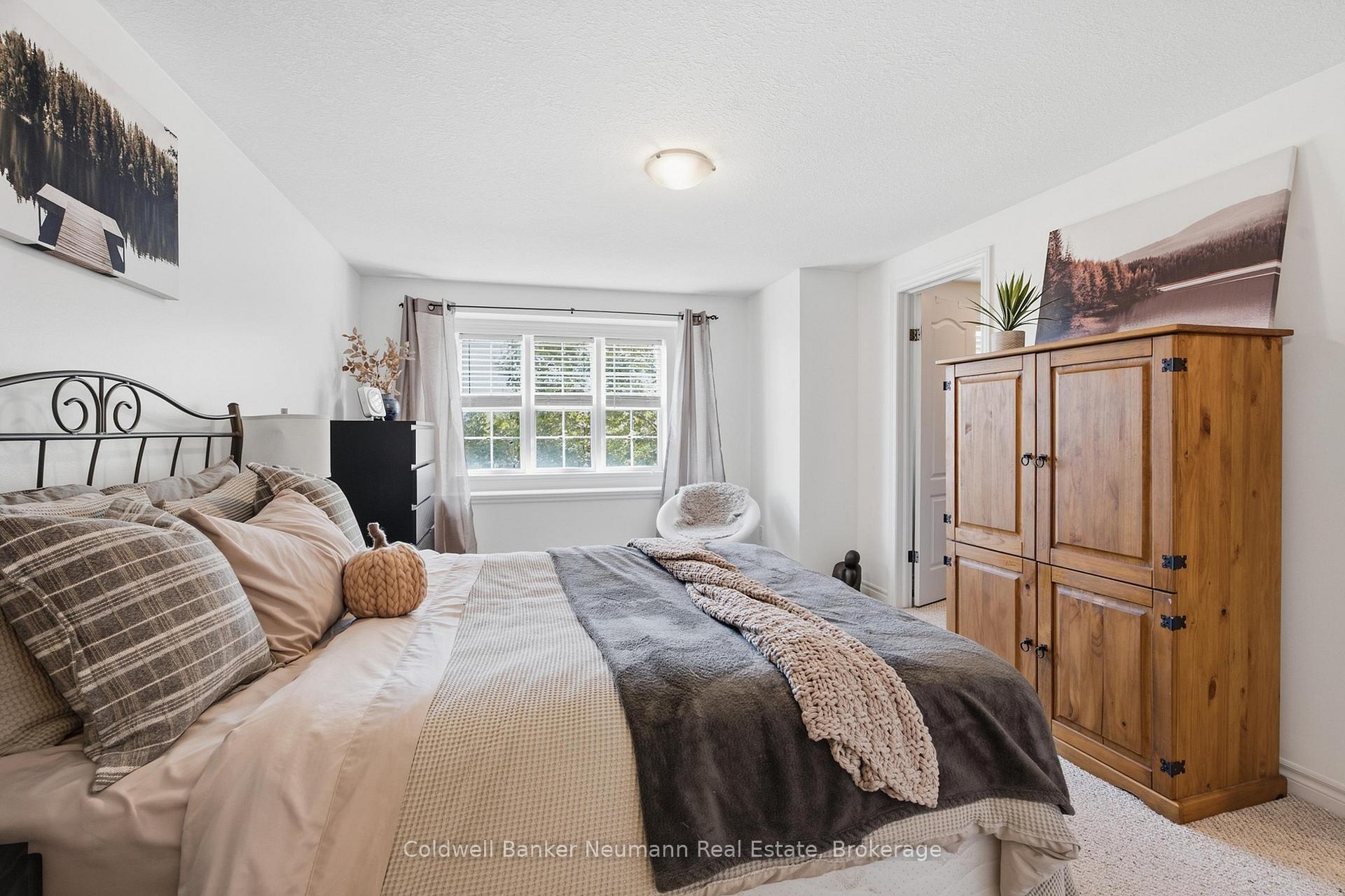 Photo 17 of 86 Edwards Street, Guelph, Grange Road — HOMEH
