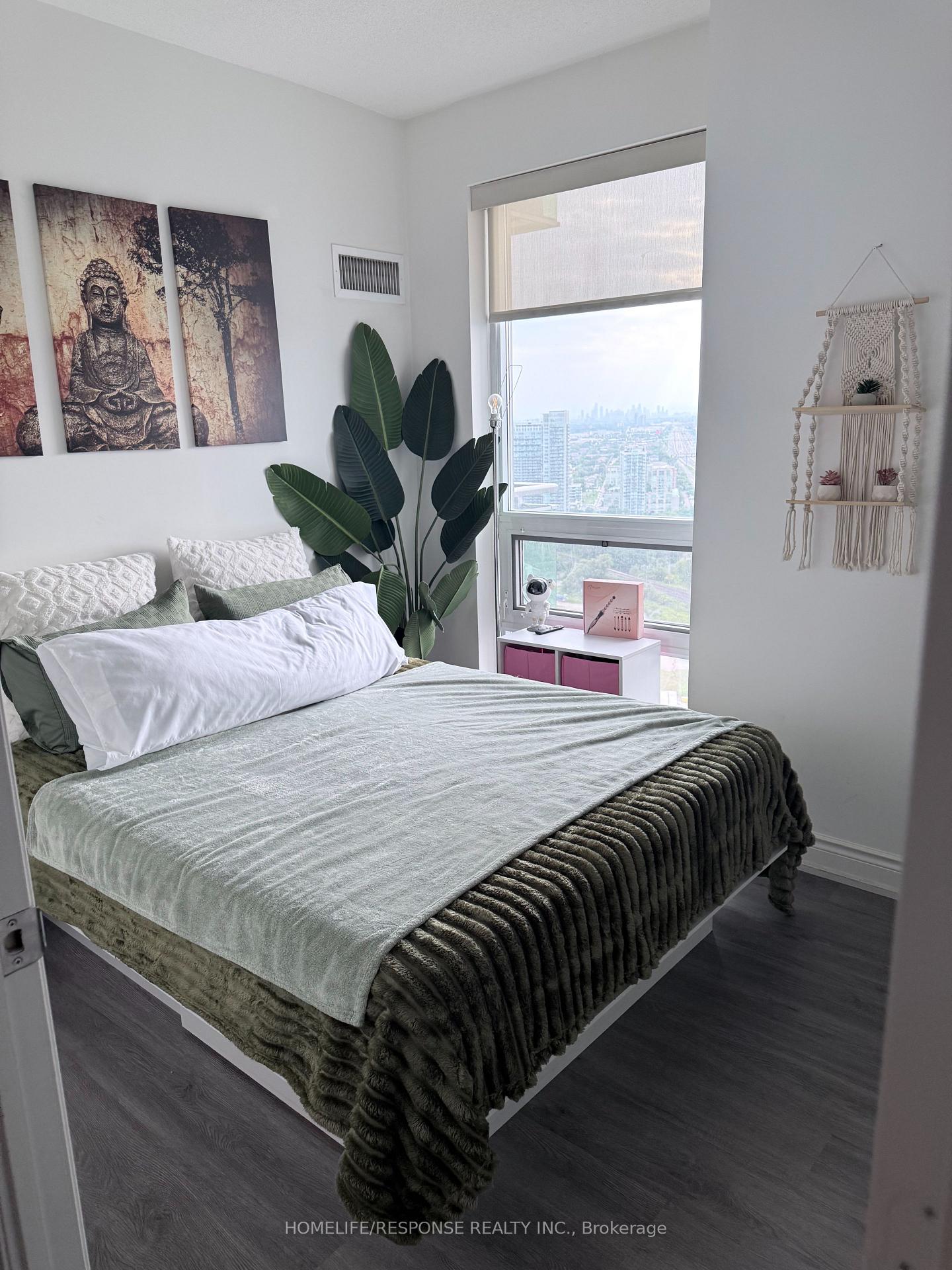 Photo 6 of Unit 3301, 16 Brookers Lane, Etobicoke, Mimico — HOMEH