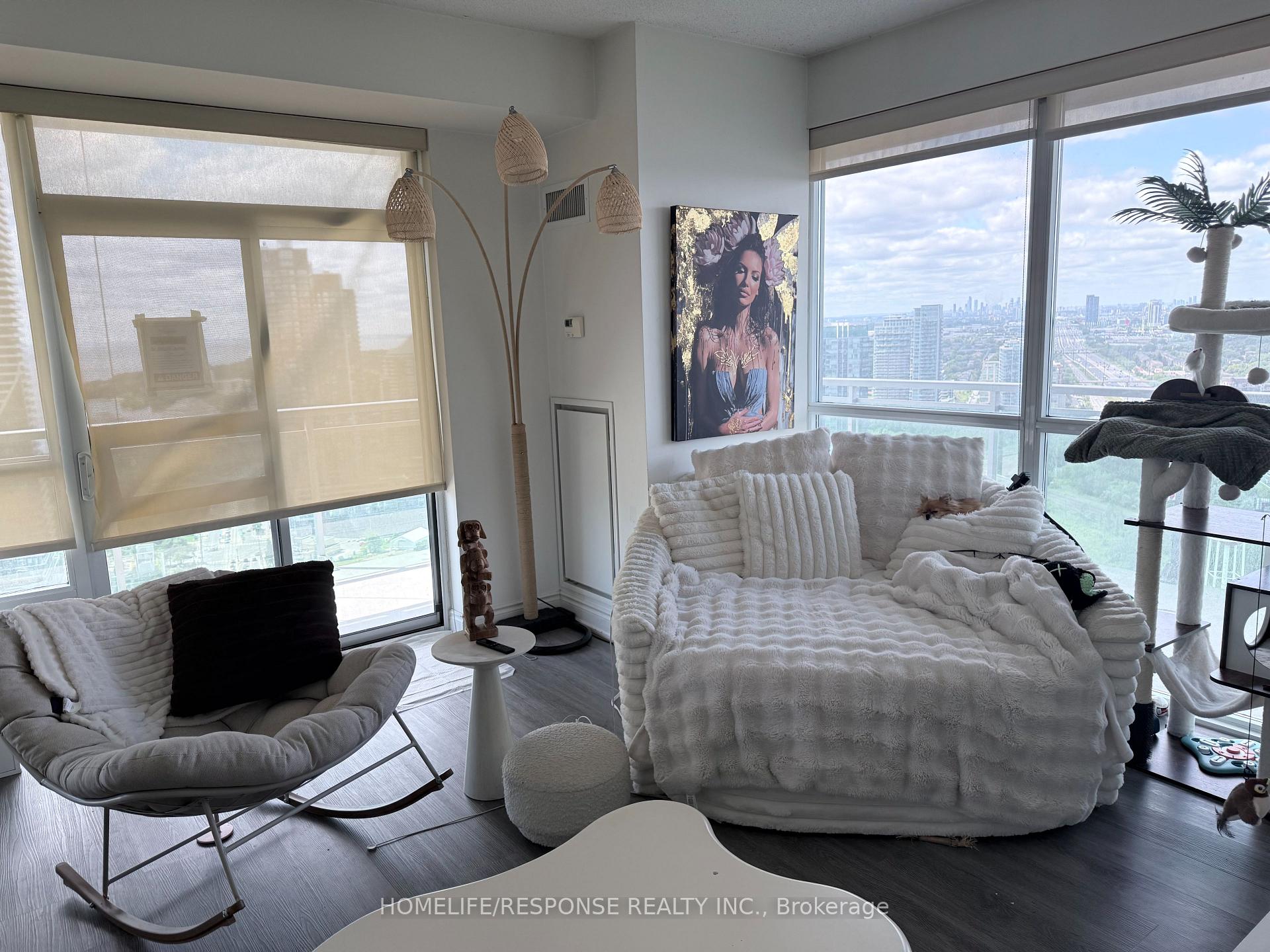 Photo 9 of Unit 3301, 16 Brookers Lane, Etobicoke, Mimico — HOMEH