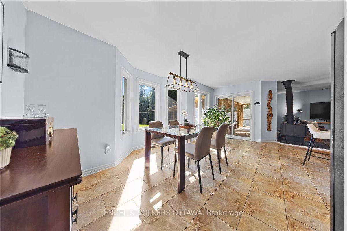 Photo 18 of 2565 Marshwood Road, Ottawa, Huntley Ward (North West) — HOMEH