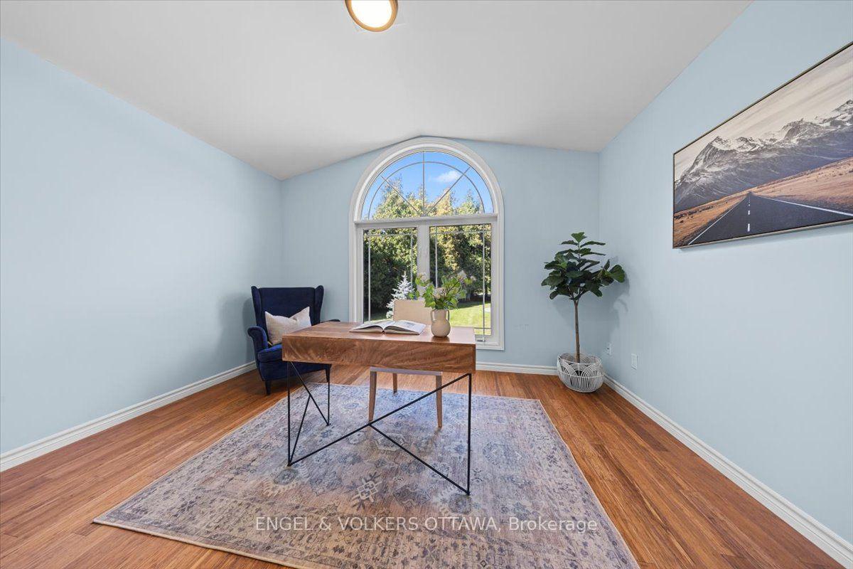 Photo 24 of 2565 Marshwood Road, Ottawa, Huntley Ward (North West) — HOMEH