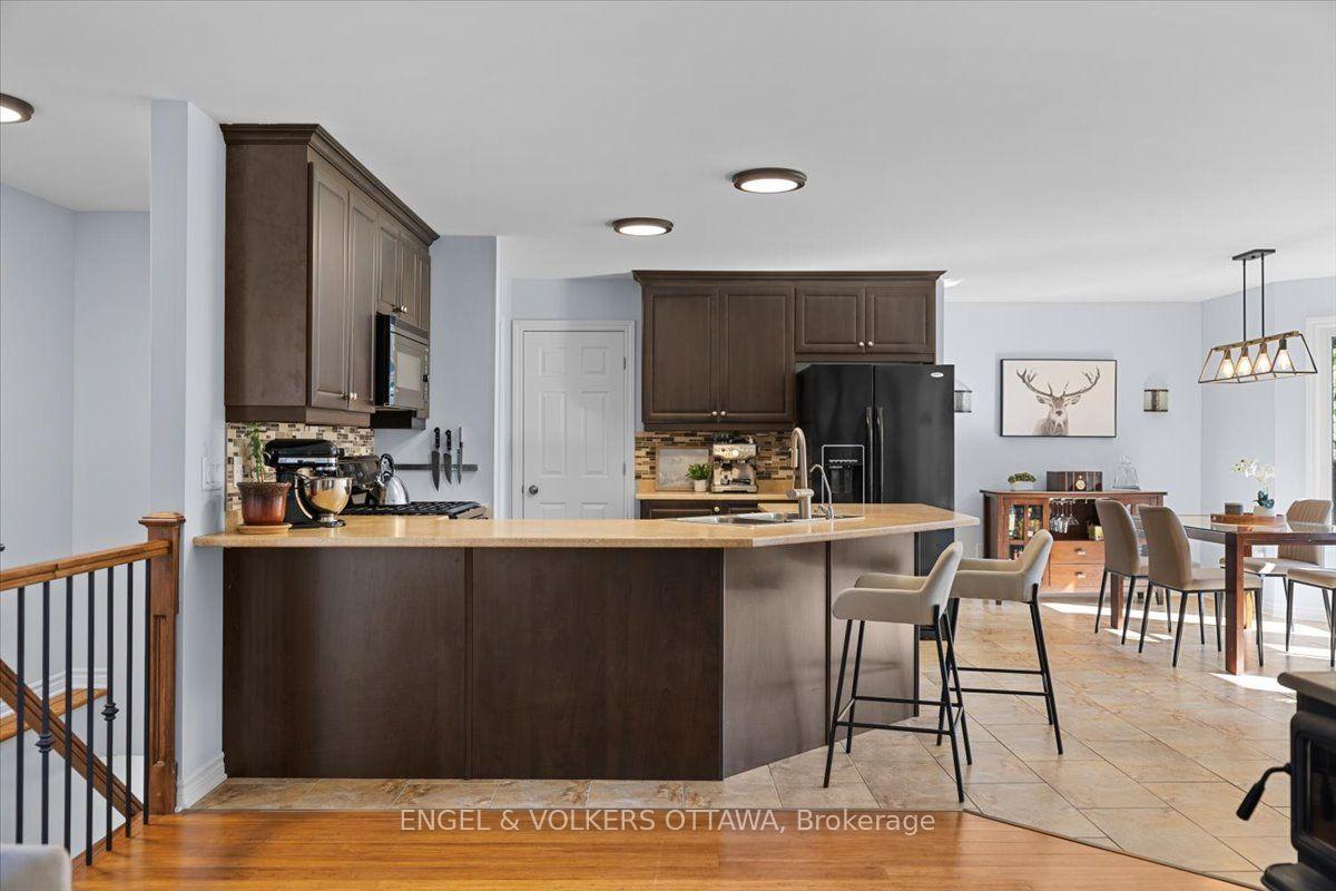 Photo 39 of 2565 Marshwood Road, Ottawa, Huntley Ward (North West) — HOMEH