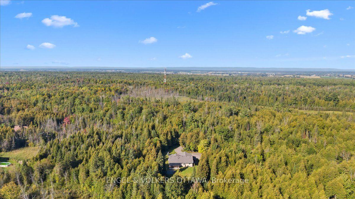 Photo 48 of 2565 Marshwood Road, Ottawa, Huntley Ward (North West) — HOMEH