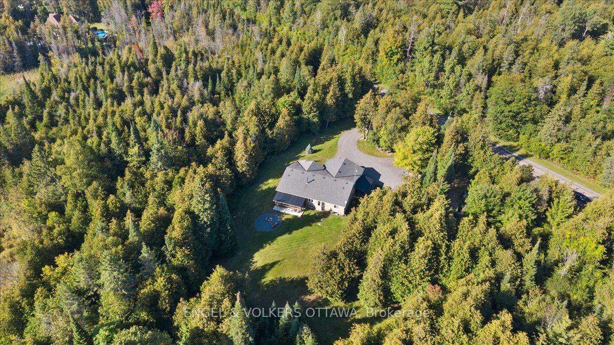 Photo 49 of 2565 Marshwood Road, Ottawa, Huntley Ward (North West) — HOMEH