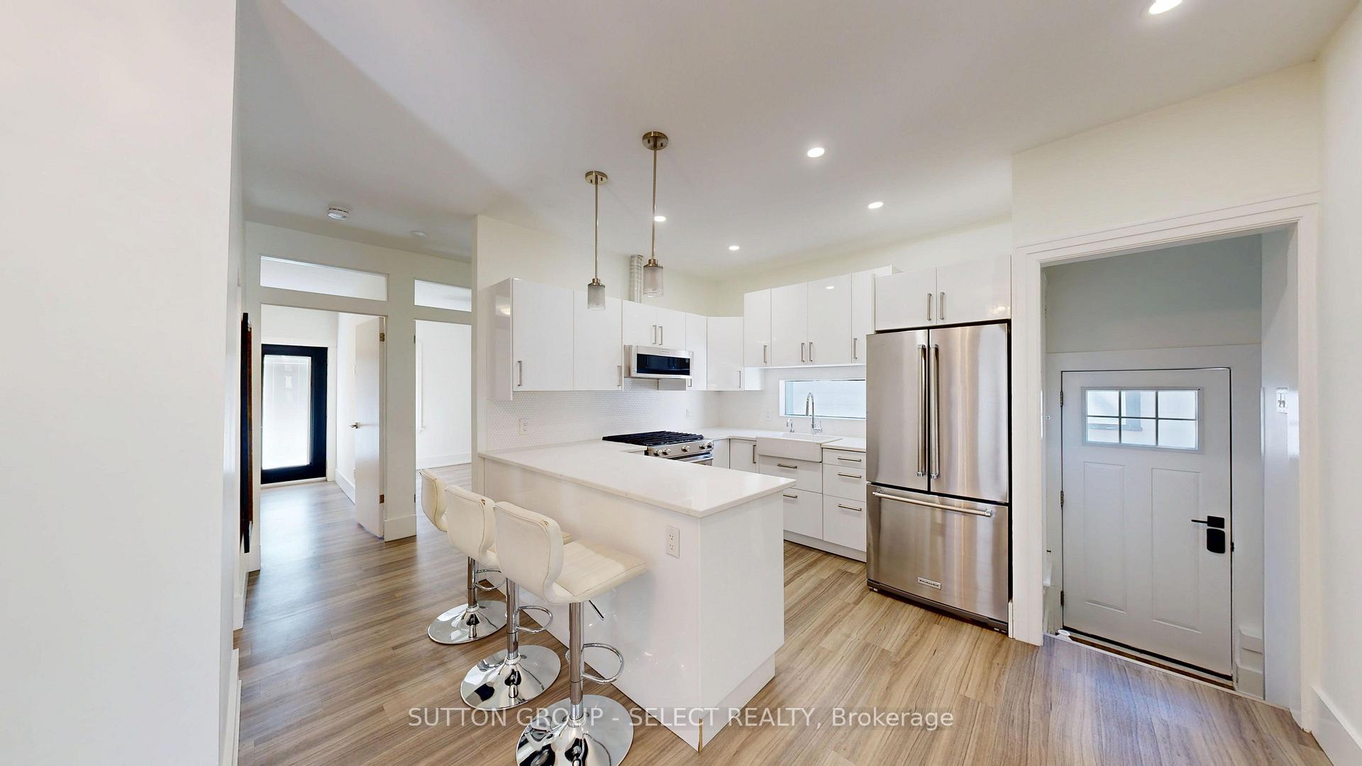 Photo 10 of 228 Riverside Drive, London, North N — HOMEH
