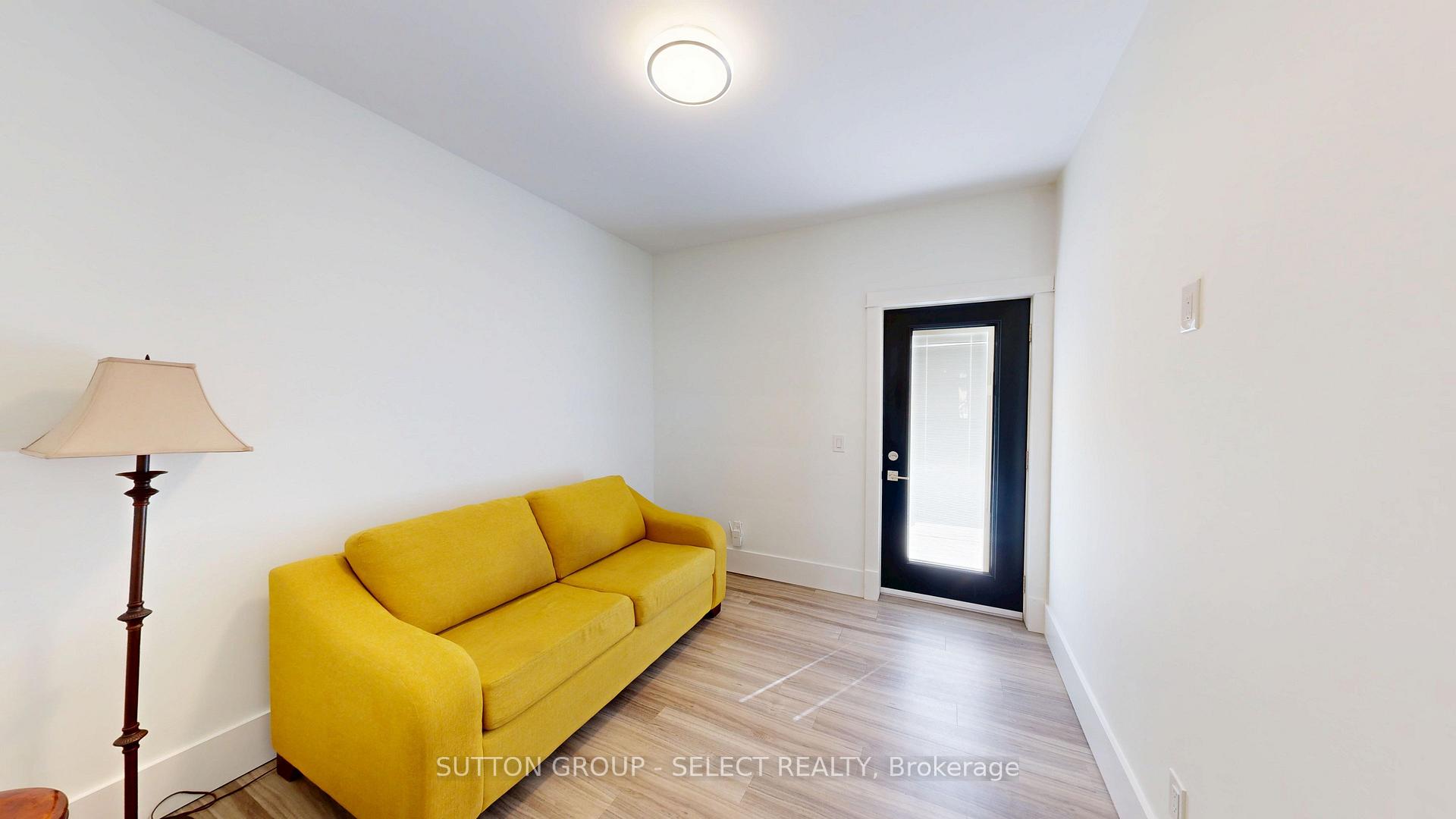 Photo 13 of 228 Riverside Drive, London, North N — HOMEH