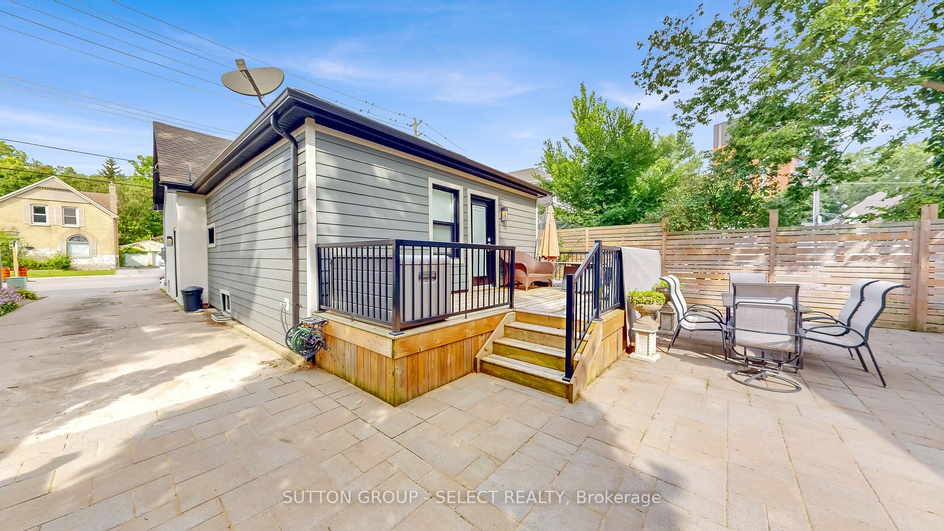 Photo 31 of 228 Riverside Drive, London, North N — HOMEH