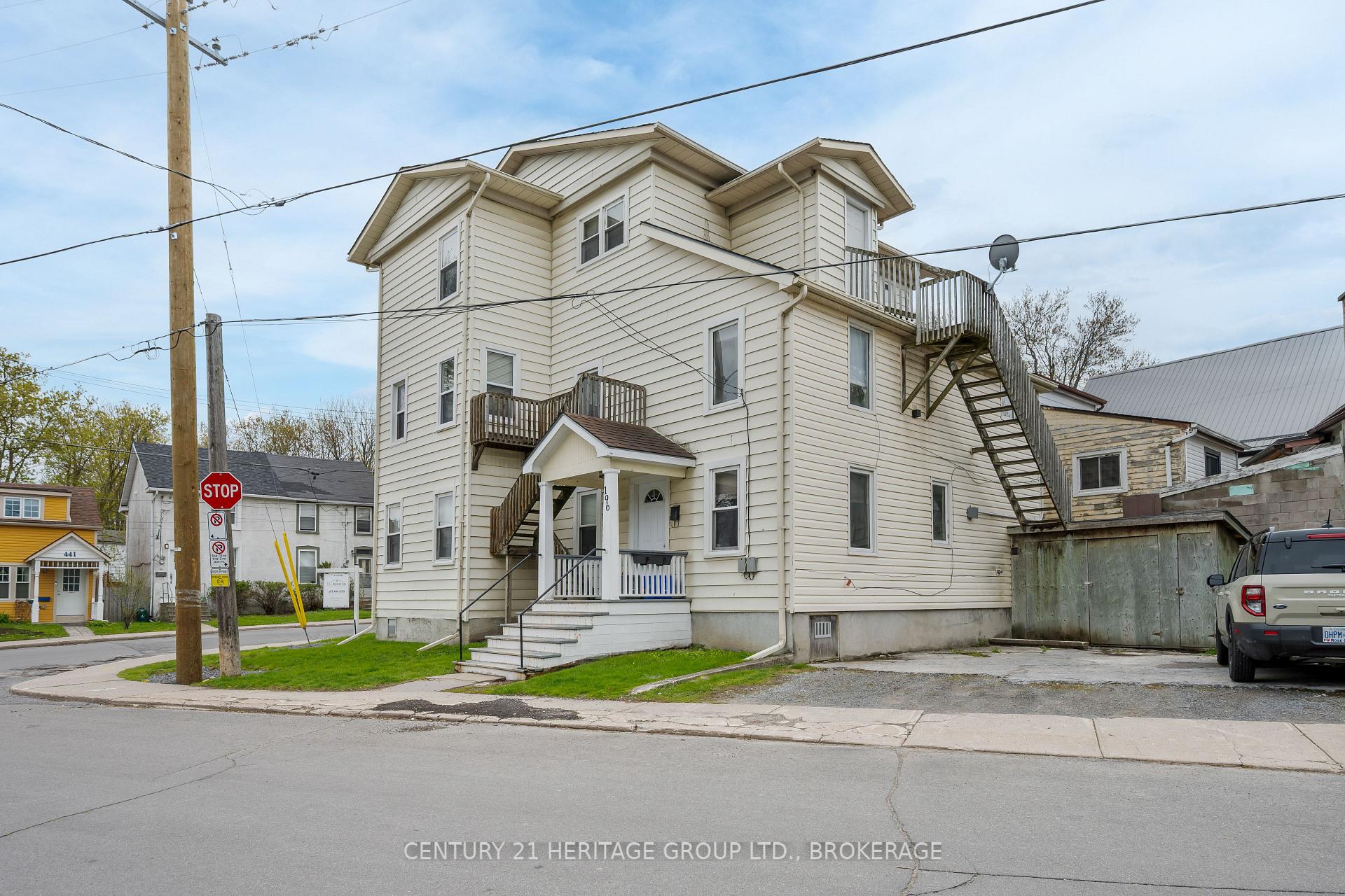 Photo 1 of 432 Barrie Street, Kingston, East of Sir John A. Blvd — HOMEH