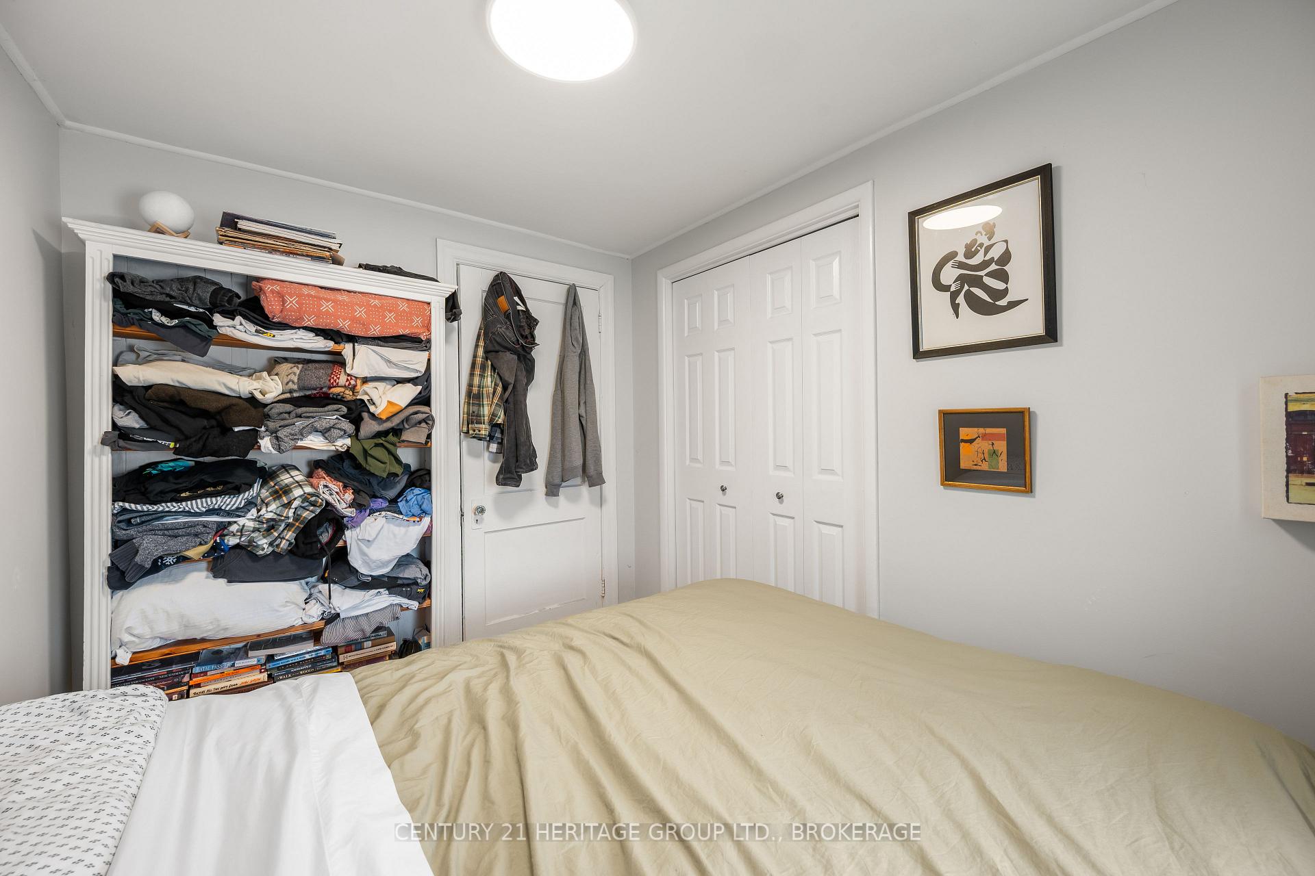 Photo 9 of 432 Barrie Street, Kingston, East of Sir John A. Blvd — HOMEH