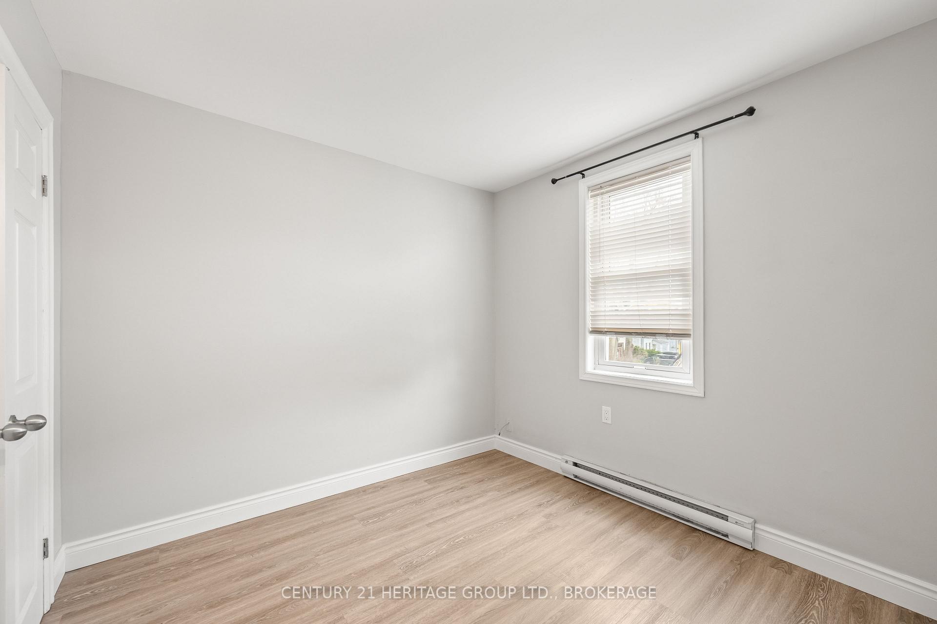 Photo 28 of 432 Barrie Street, Kingston, East of Sir John A. Blvd — HOMEH