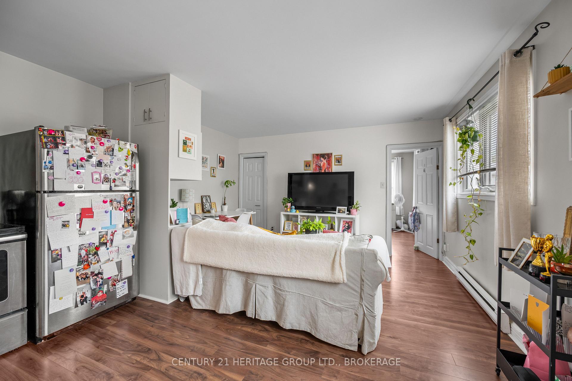 Photo 33 of 432 Barrie Street, Kingston, East of Sir John A. Blvd — HOMEH