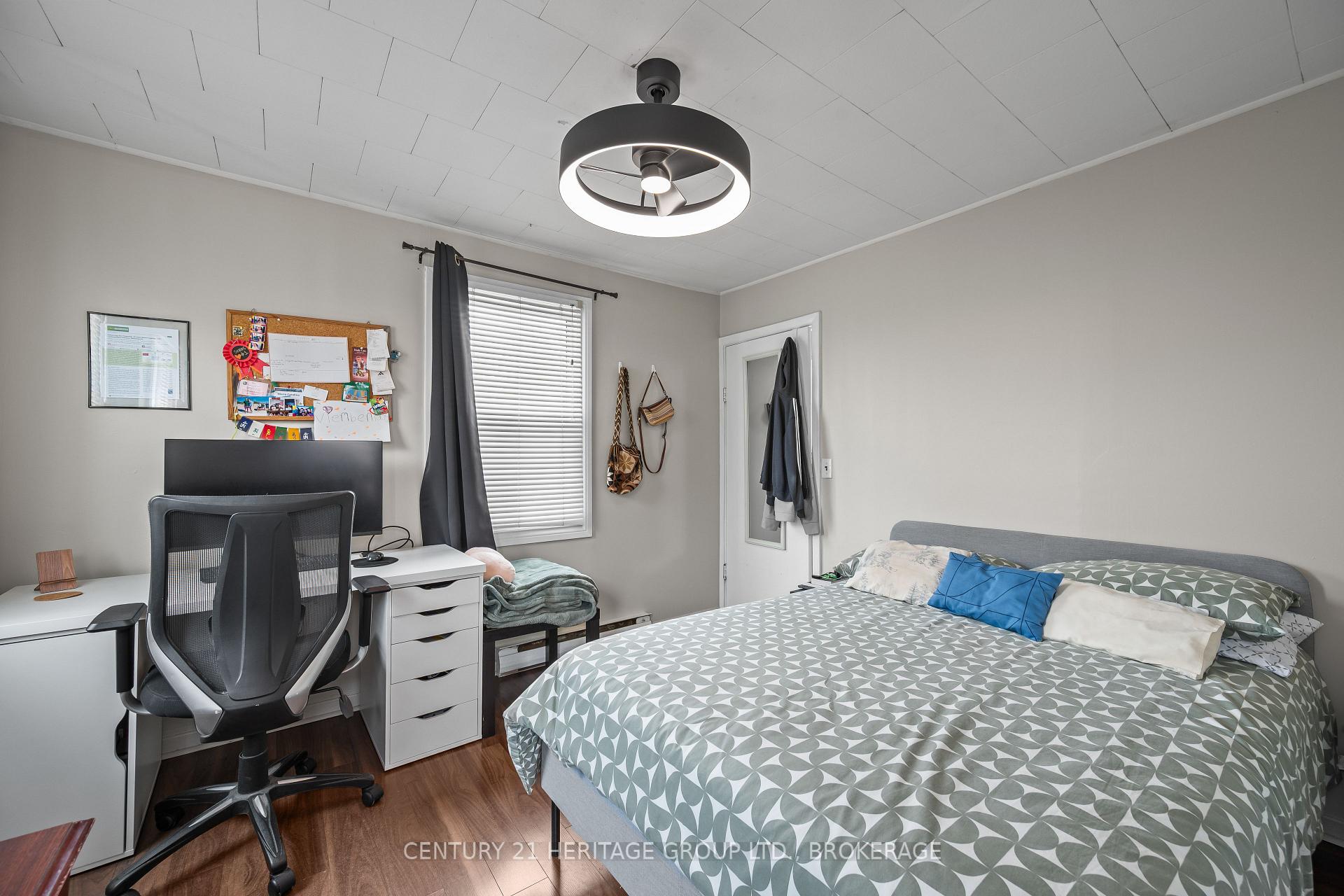 Photo 41 of 432 Barrie Street, Kingston, East of Sir John A. Blvd — HOMEH