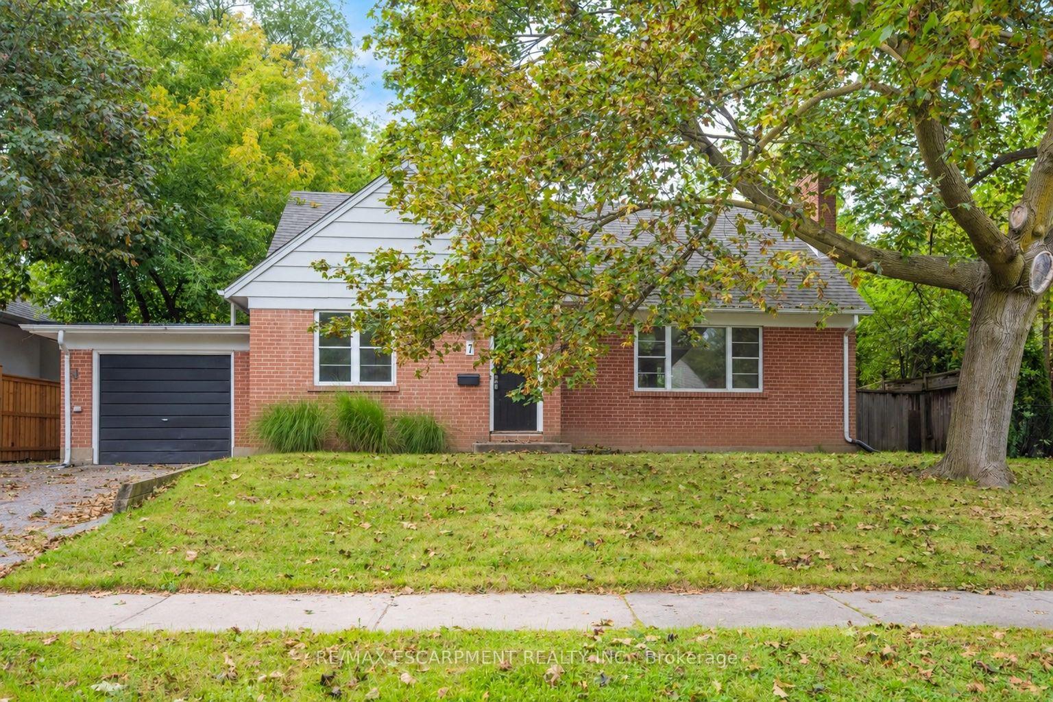 Photo of 7 Washington Avenue