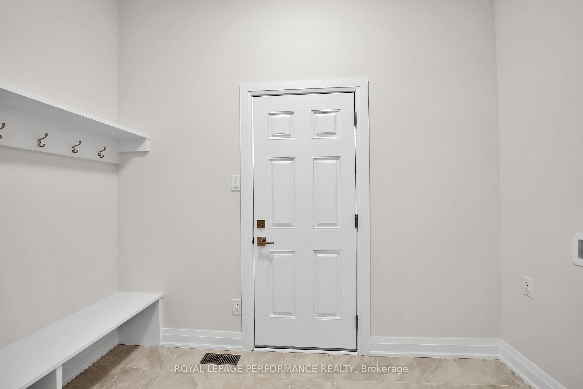 Photo 23 of 243 Hannam Bud Way, Ottawa, Riverside South/Gloucester Glen — HOMEH