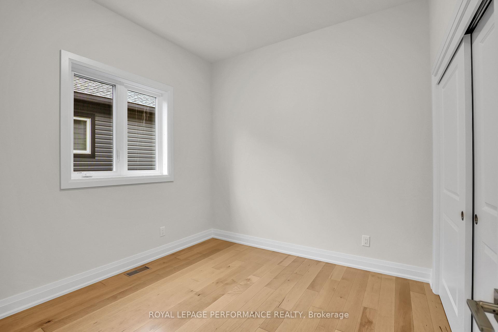 Photo 24 of 243 Hannam Bud Way, Ottawa, Riverside South/Gloucester Glen — HOMEH