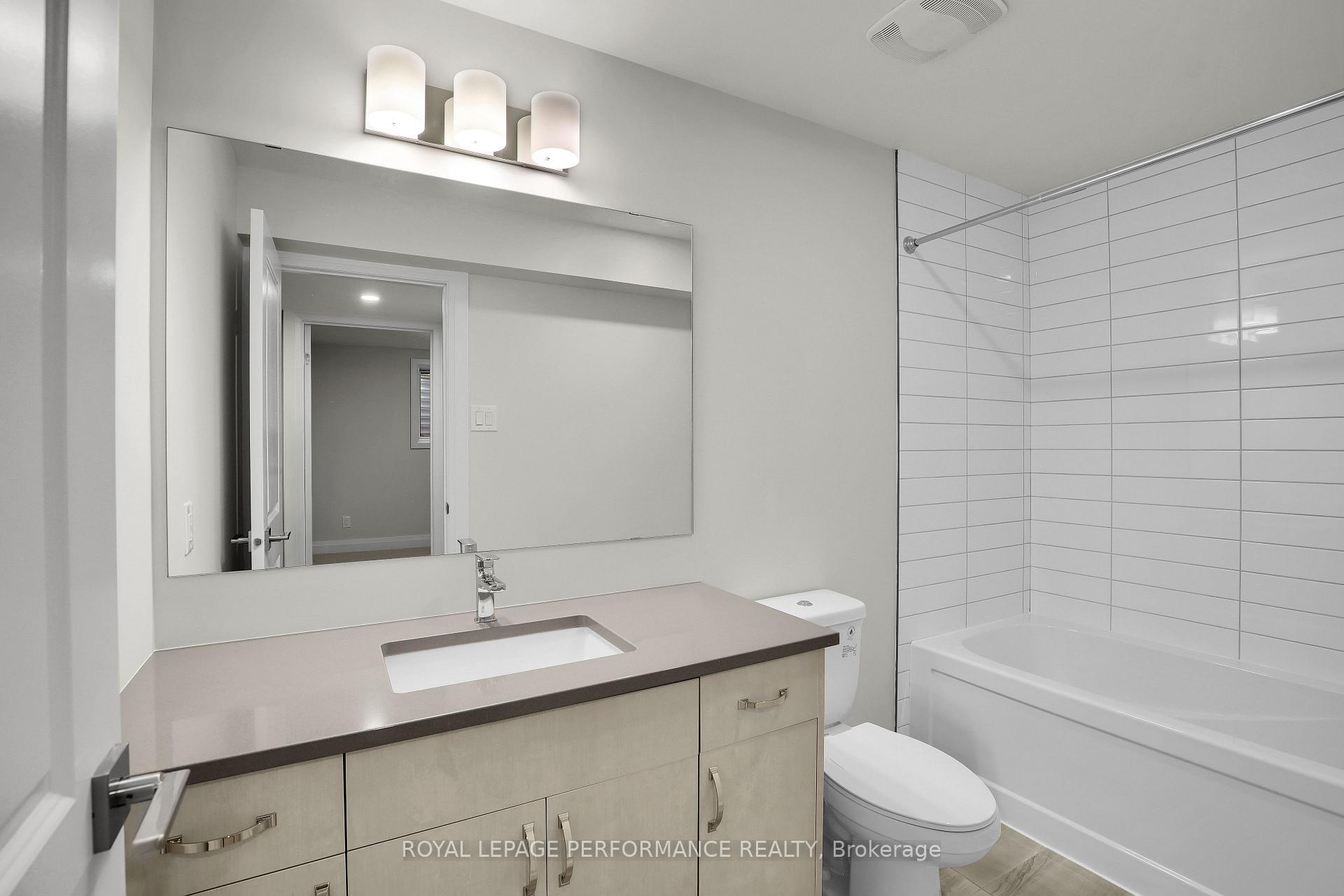 Photo 32 of 243 Hannam Bud Way, Ottawa, Riverside South/Gloucester Glen — HOMEH