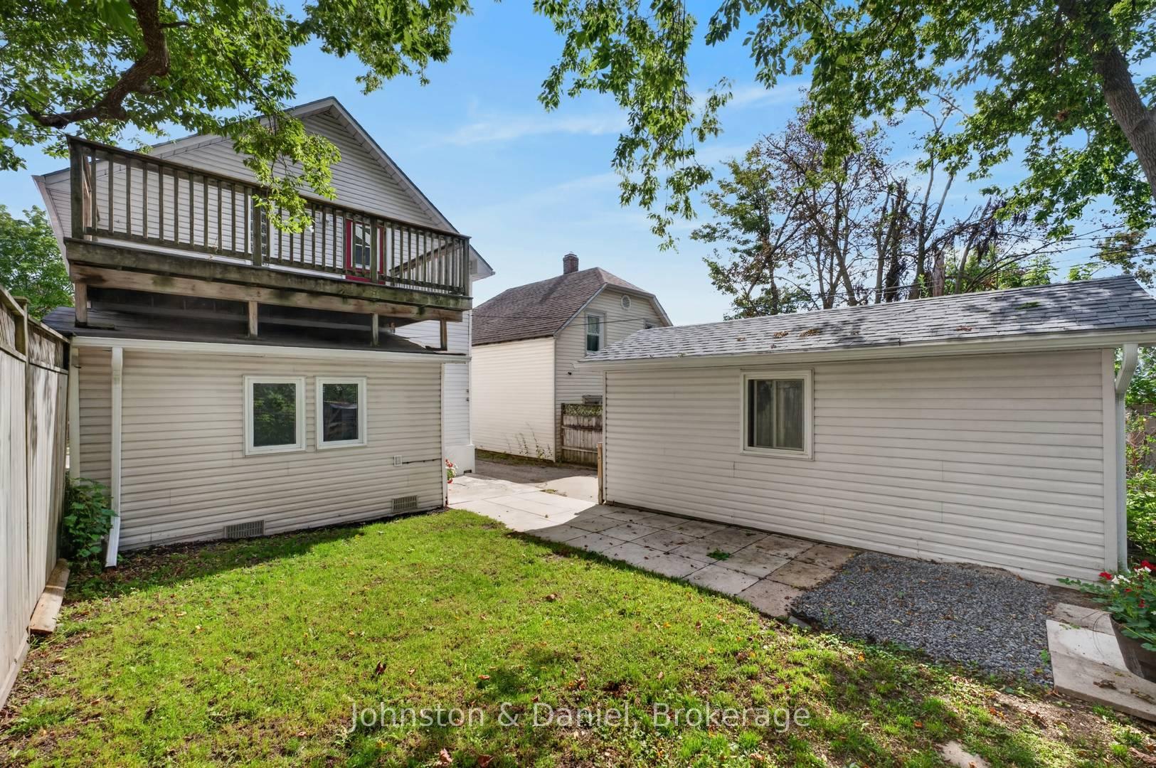 Photo 21 of 79 Albert Street N, Orillia — HOMEH