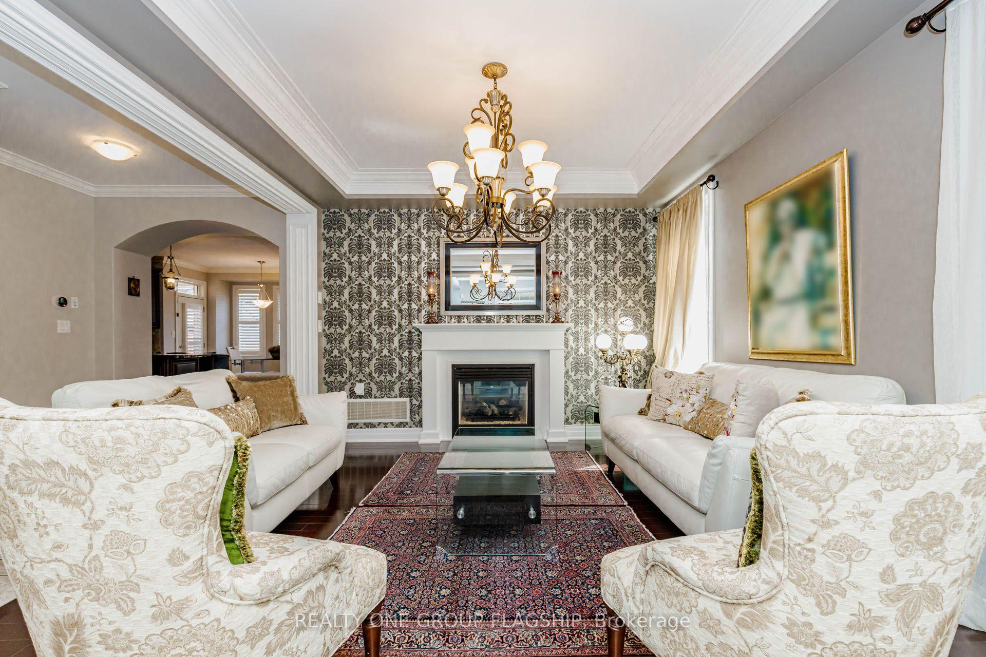 Photo 6 of 715 Casarin Crescent, Milton, Coates — HOMEH