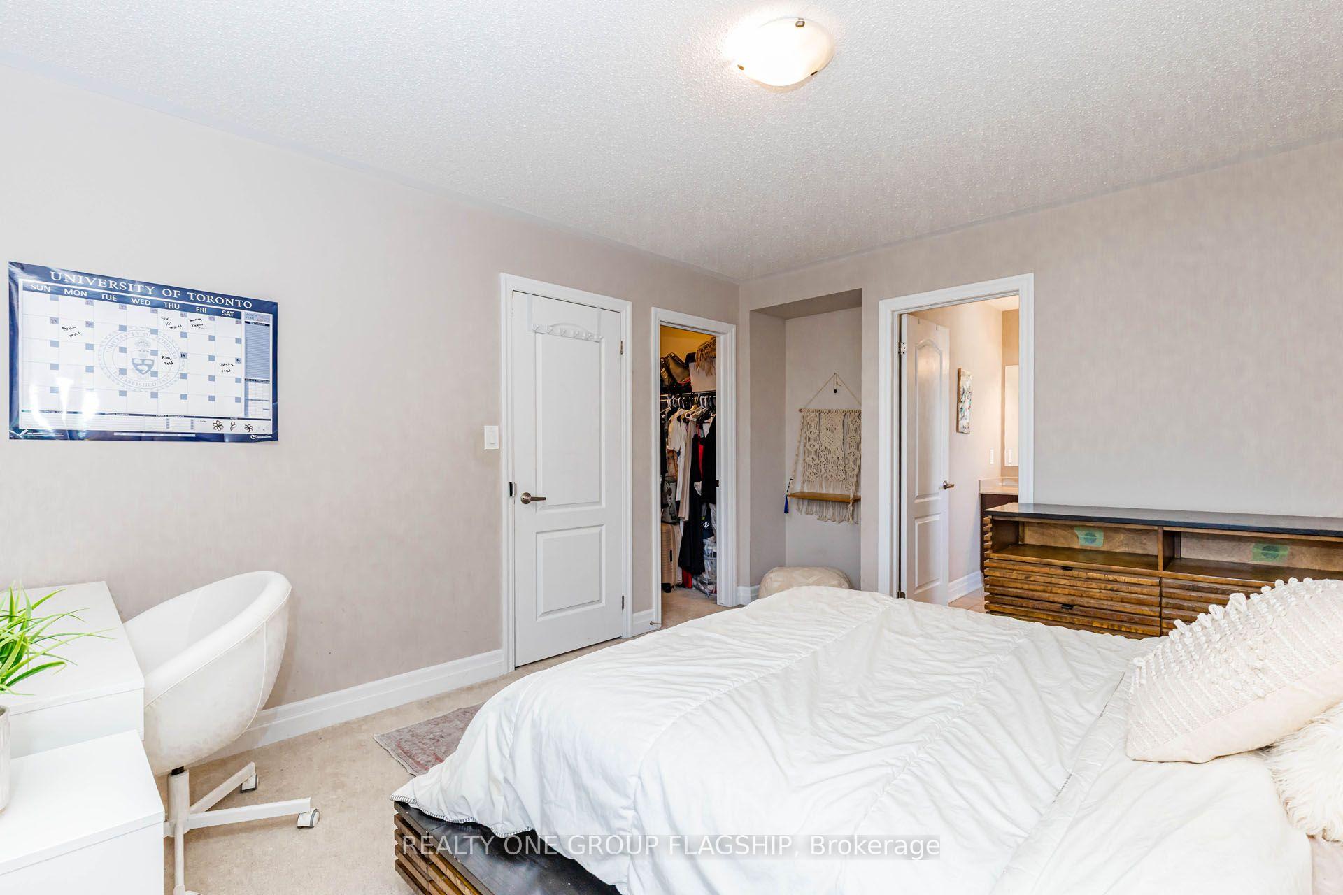 Photo 30 of 715 Casarin Crescent, Milton, Coates — HOMEH